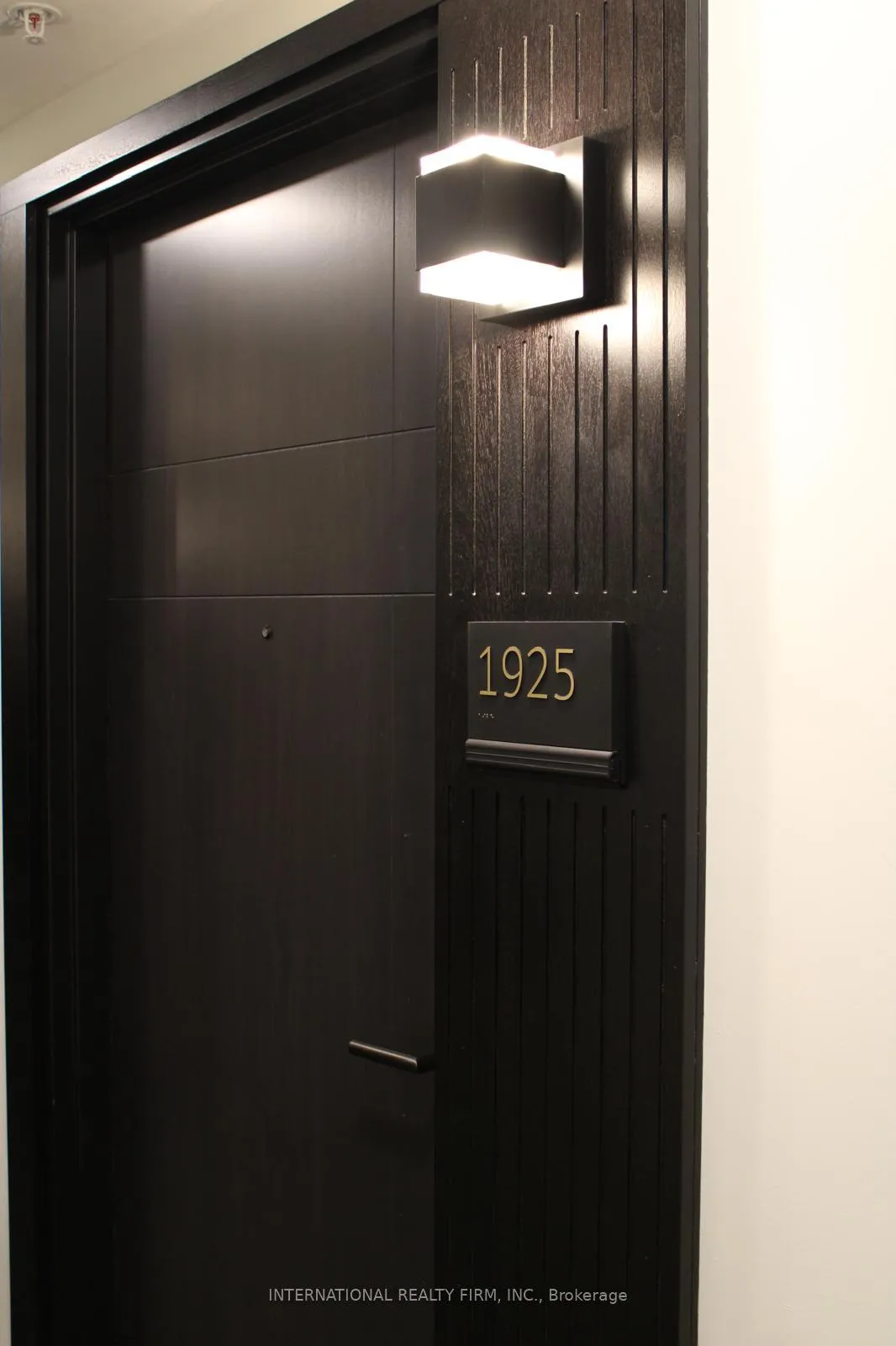 Photo 15 of Unit 1925, 145 Columbia Street W, Waterloo, Downtown Waterloo — HOMEH
