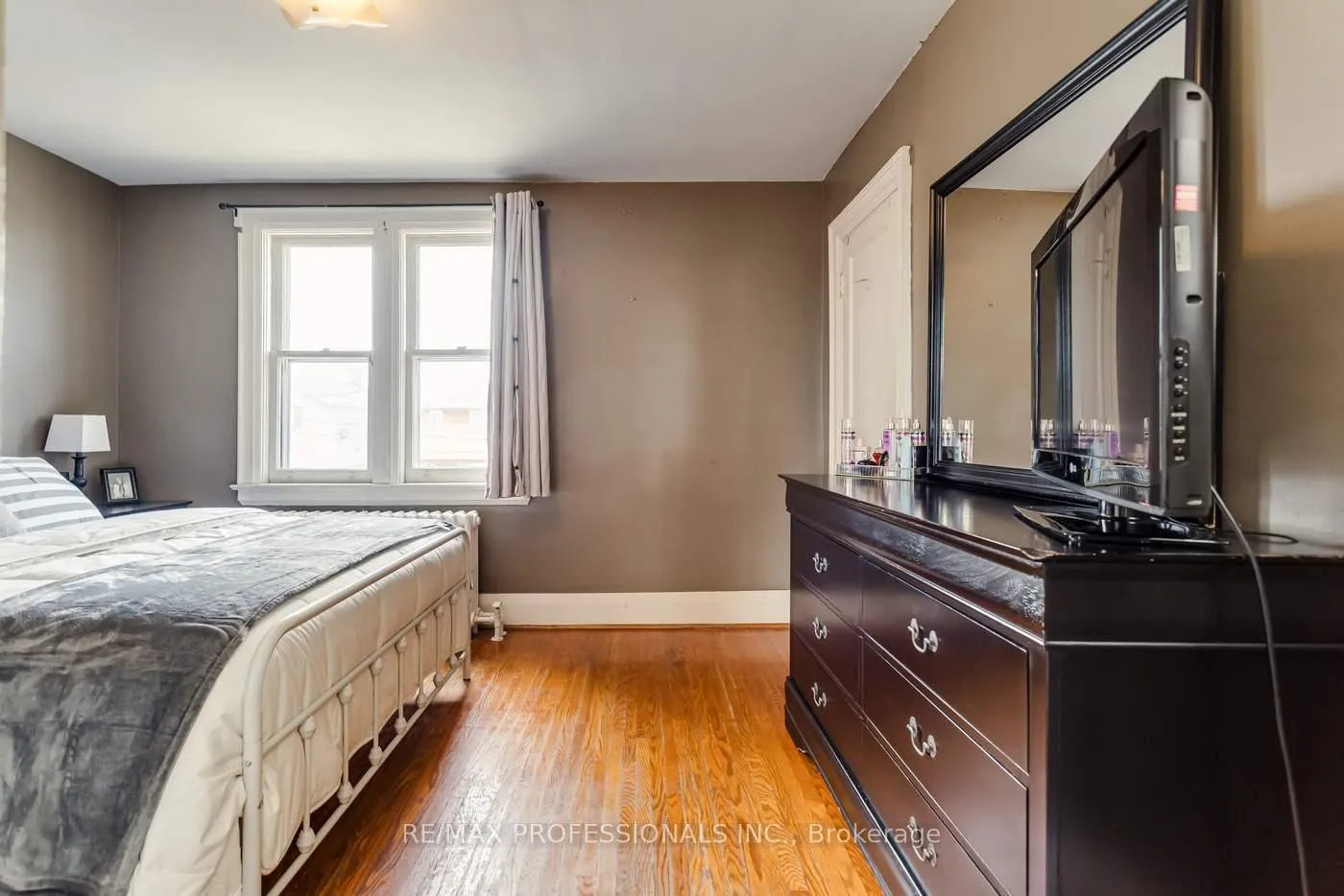 Photo 17 of 155 Aileen Avenue, Toronto, Keelesdale-Eglinton West — HOMEH