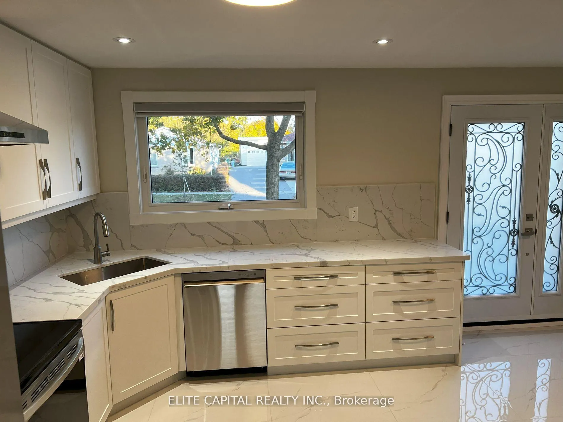 Photo 18 of 67 Hutcherson Square, Scarborough, Malvern — HOMEH