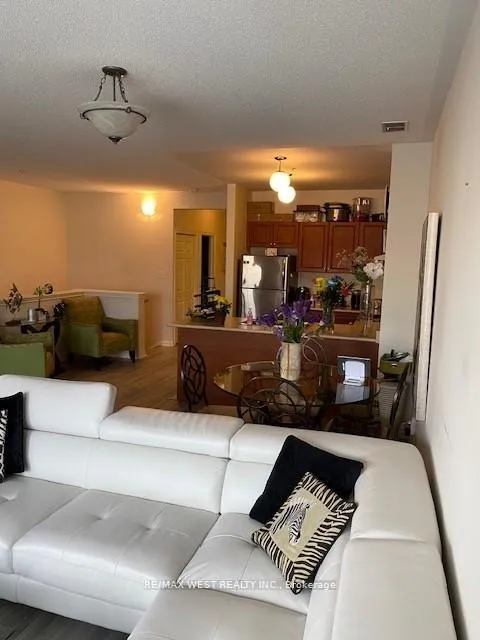 Photo 4 of Unit 211, 9441 Jane Street, Vaughan, Maple — HOMEH