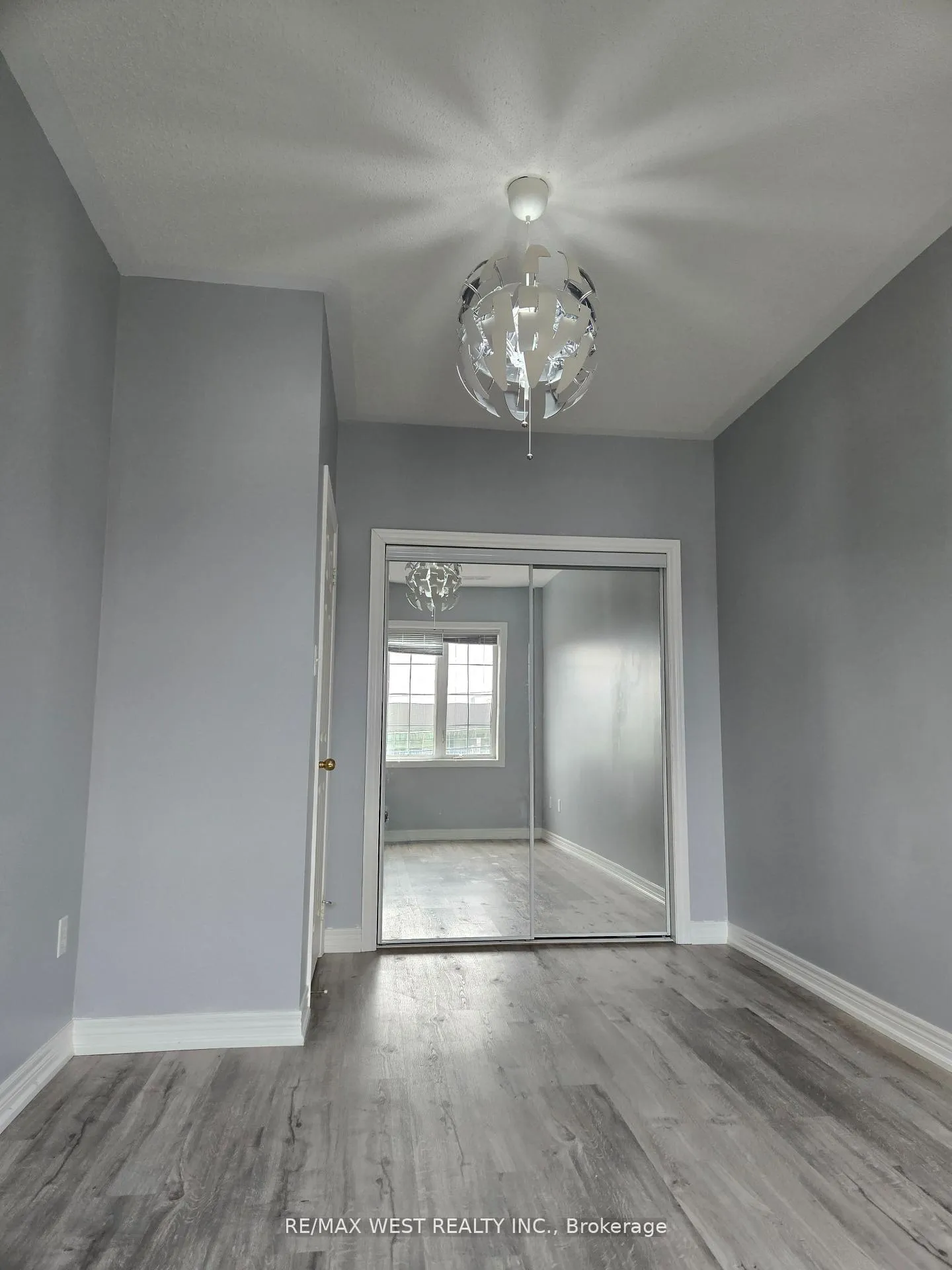 Photo 10 of Unit 211, 9441 Jane Street, Vaughan, Maple — HOMEH