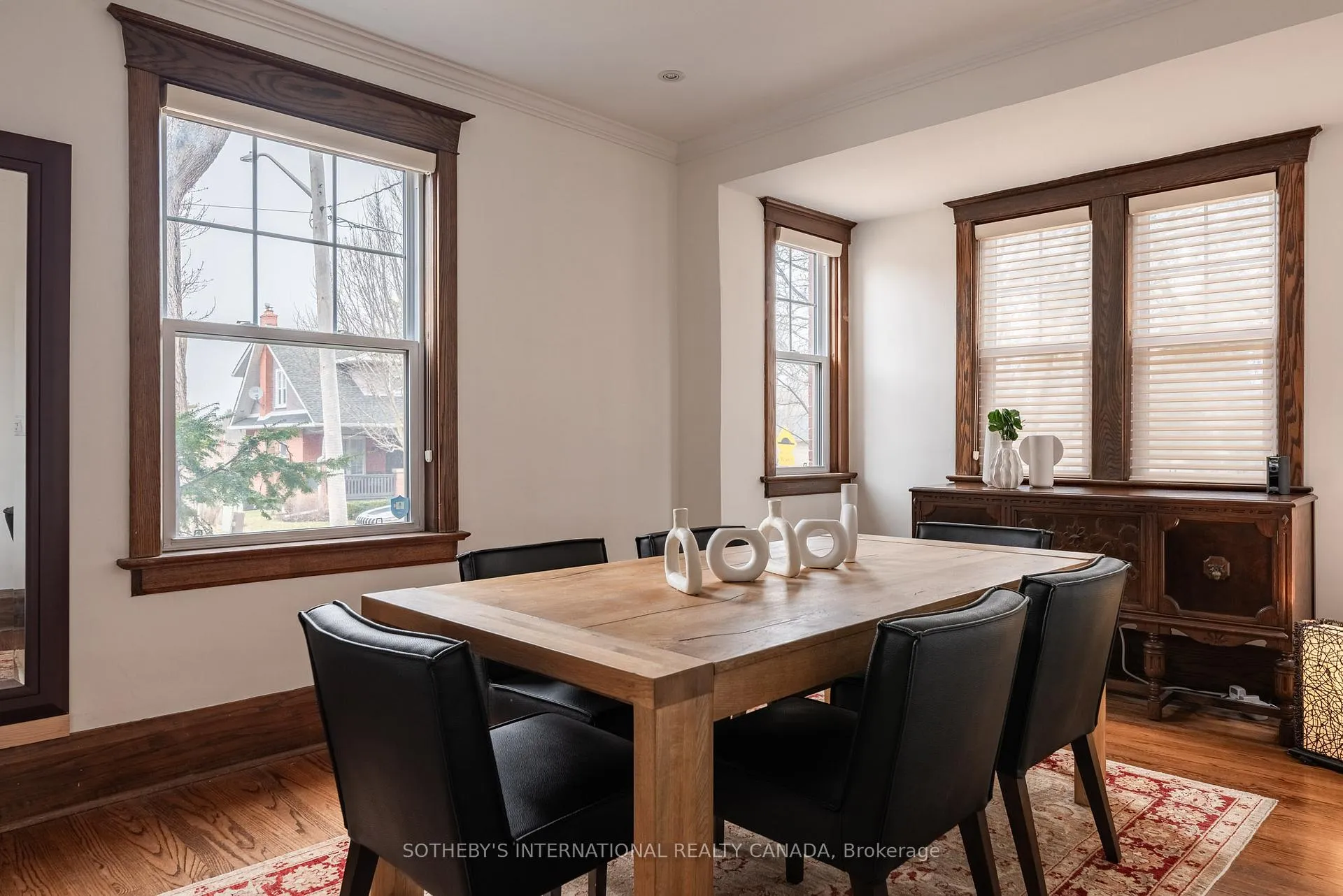 Photo 5 of 77 Catherine Avenue, Aurora, Aurora Village — HOMEH