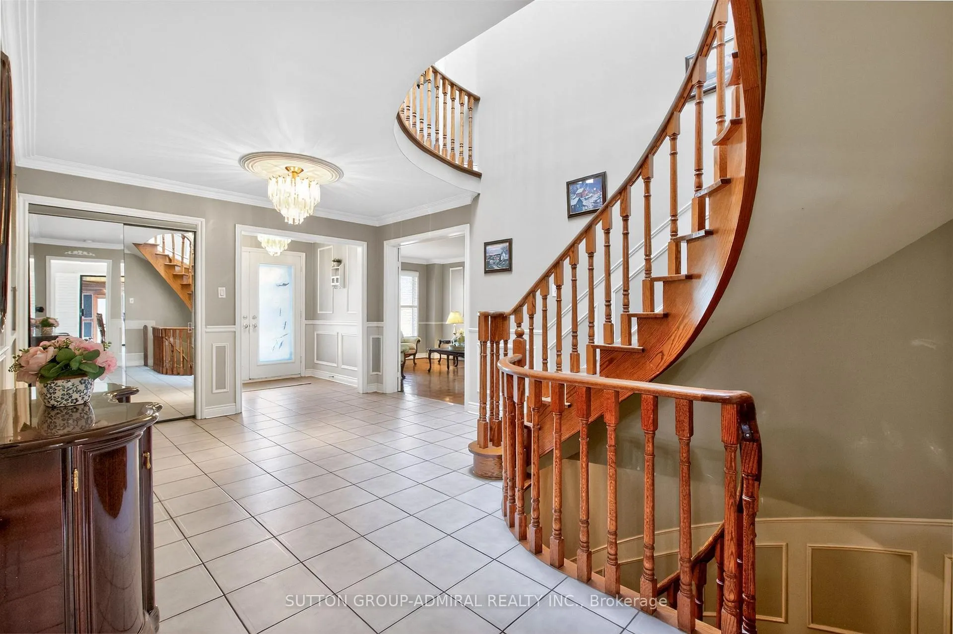 Photo 6 of 33 Triton Avenue, Vaughan, West Woodbridge — HOMEH