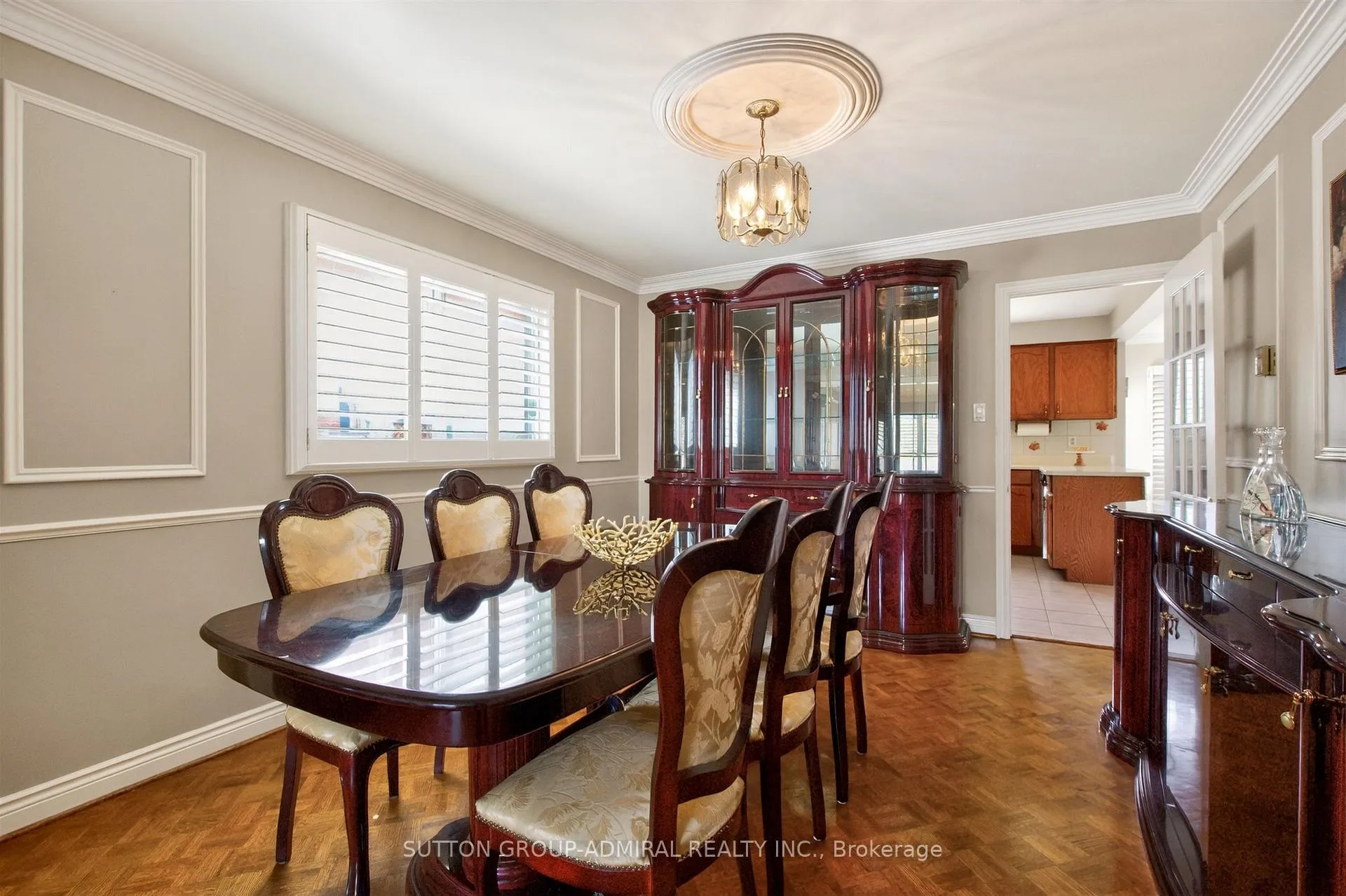Photo 11 of 33 Triton Avenue, Vaughan, West Woodbridge — HOMEH