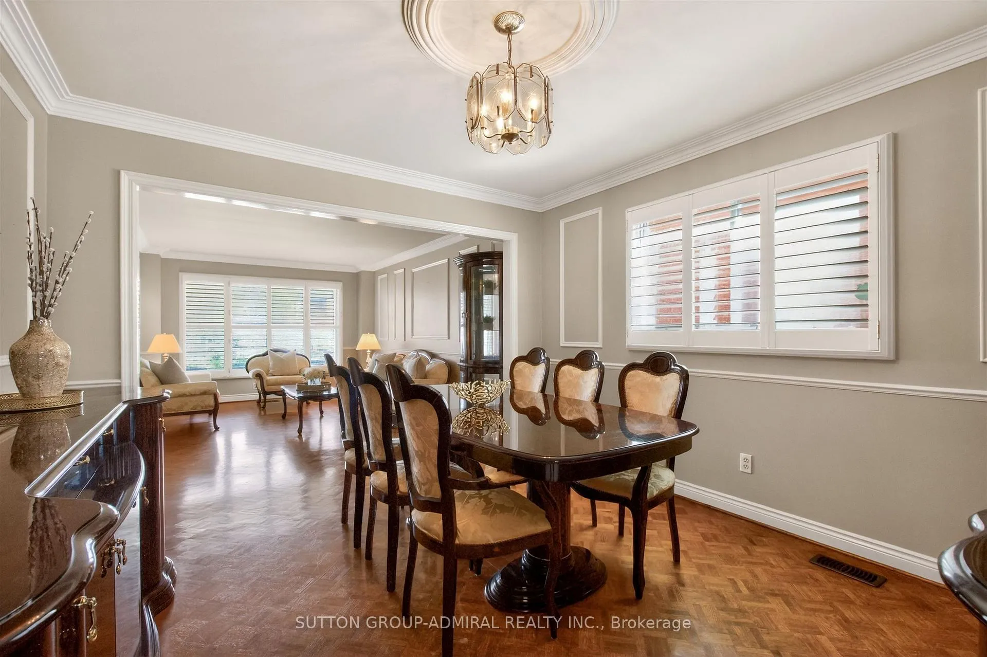 Photo 13 of 33 Triton Avenue, Vaughan, West Woodbridge — HOMEH