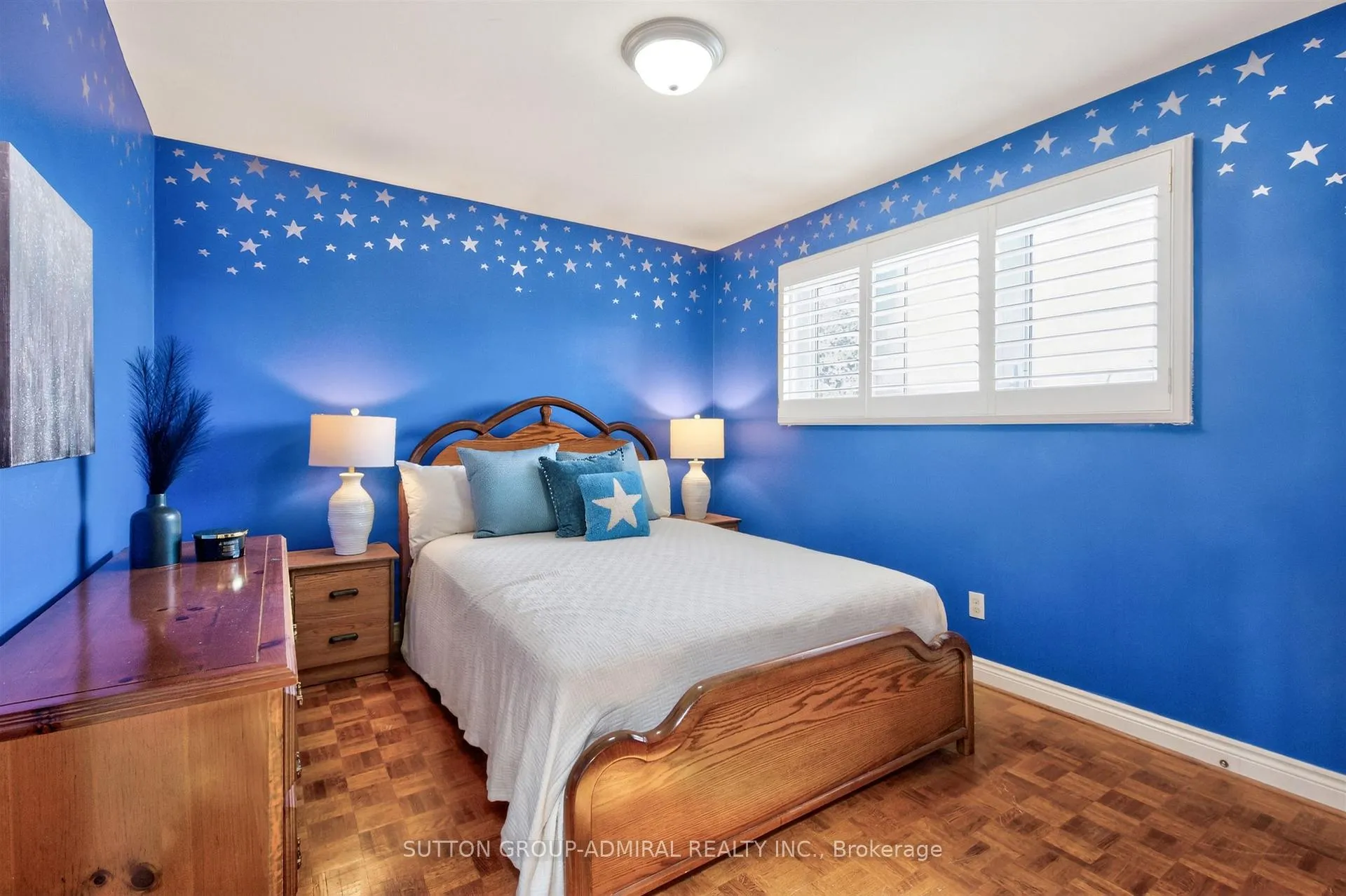 Photo 32 of 33 Triton Avenue, Vaughan, West Woodbridge — HOMEH