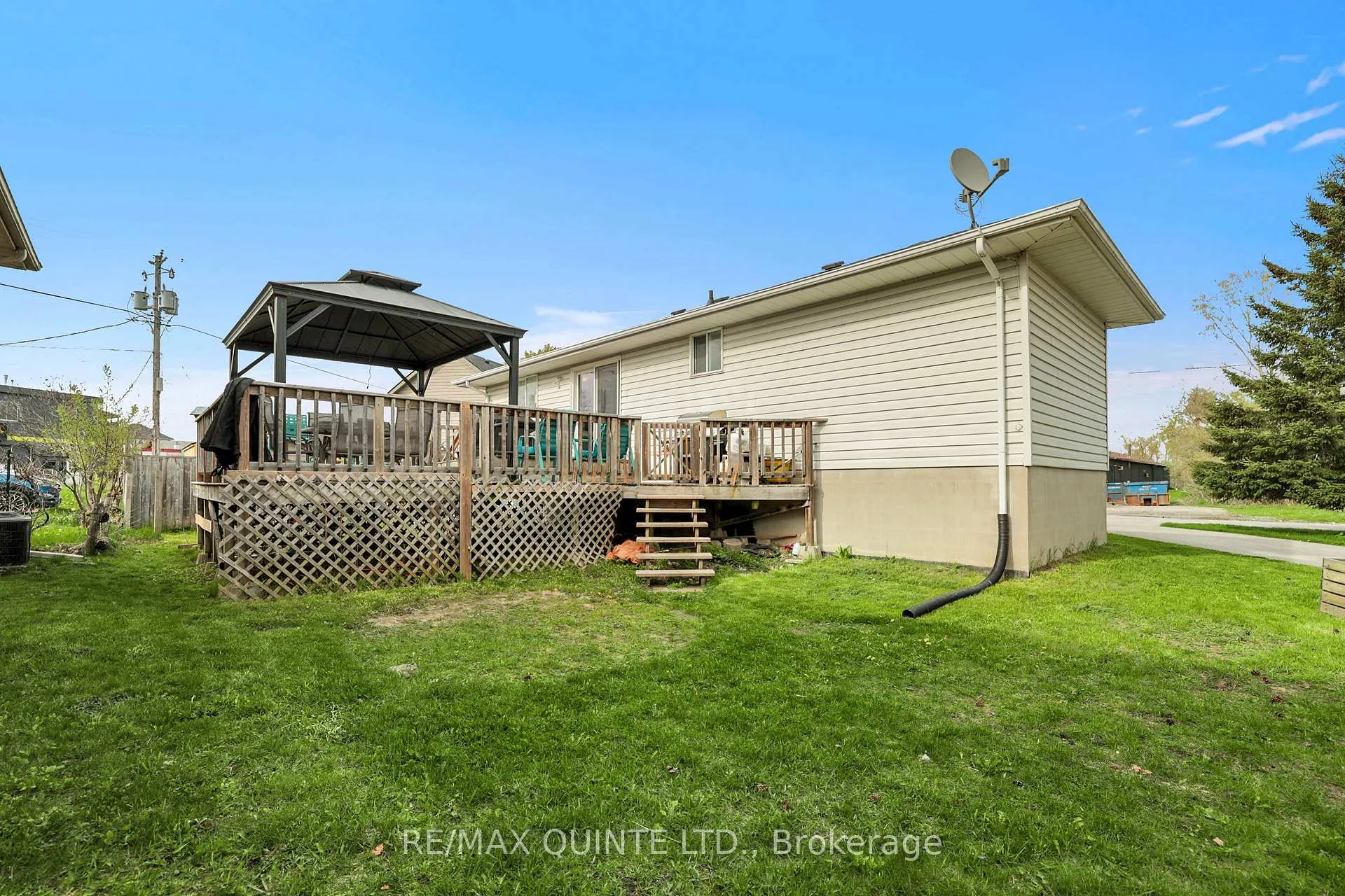 Photo 17 of 62 Dufferin Avenue, Quinte West, Trenton Ward — HOMEH