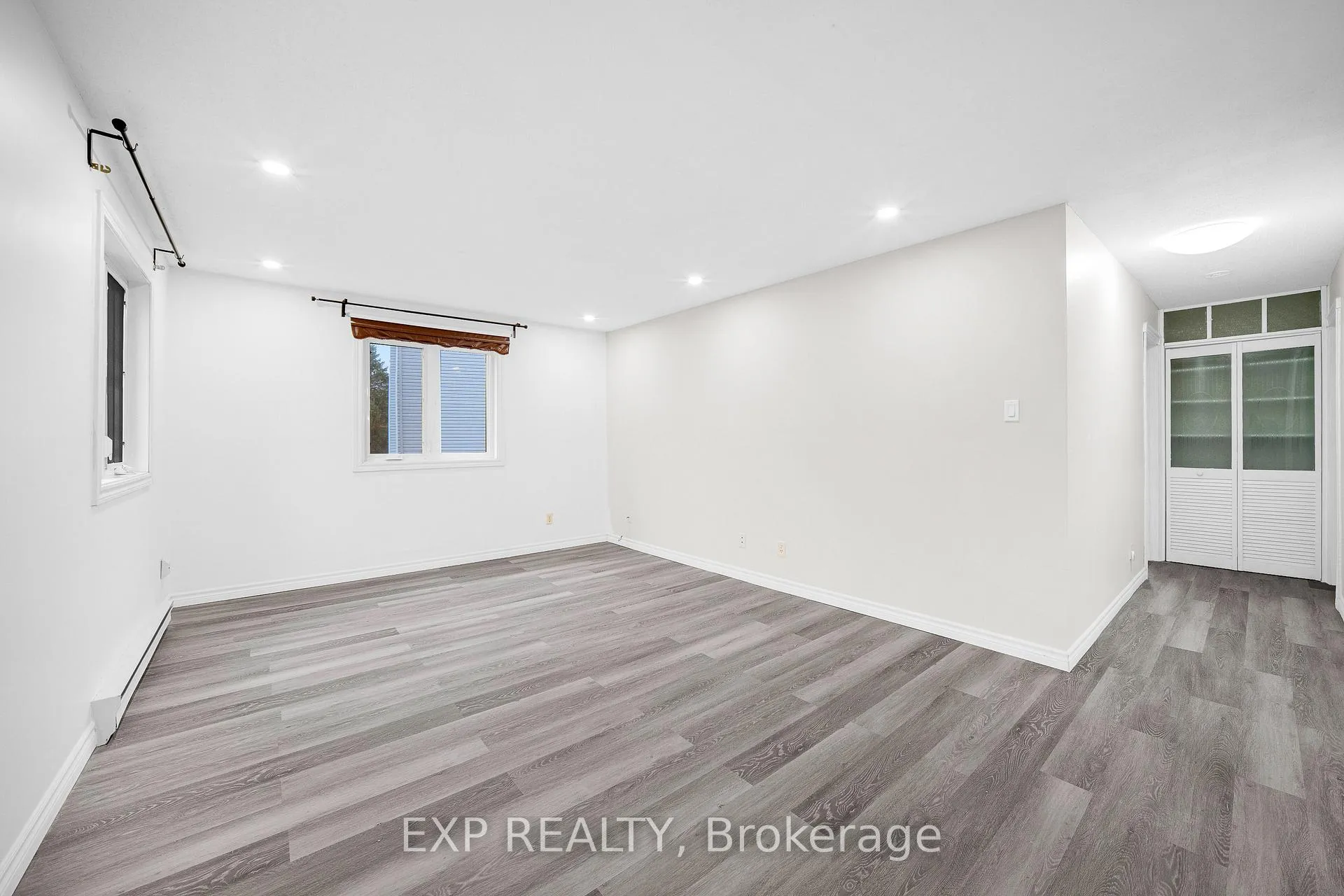 Photo 10 of 98 Castlegreen Private, Ottawa, Hunt Club Park/Greenboro — HOMEH