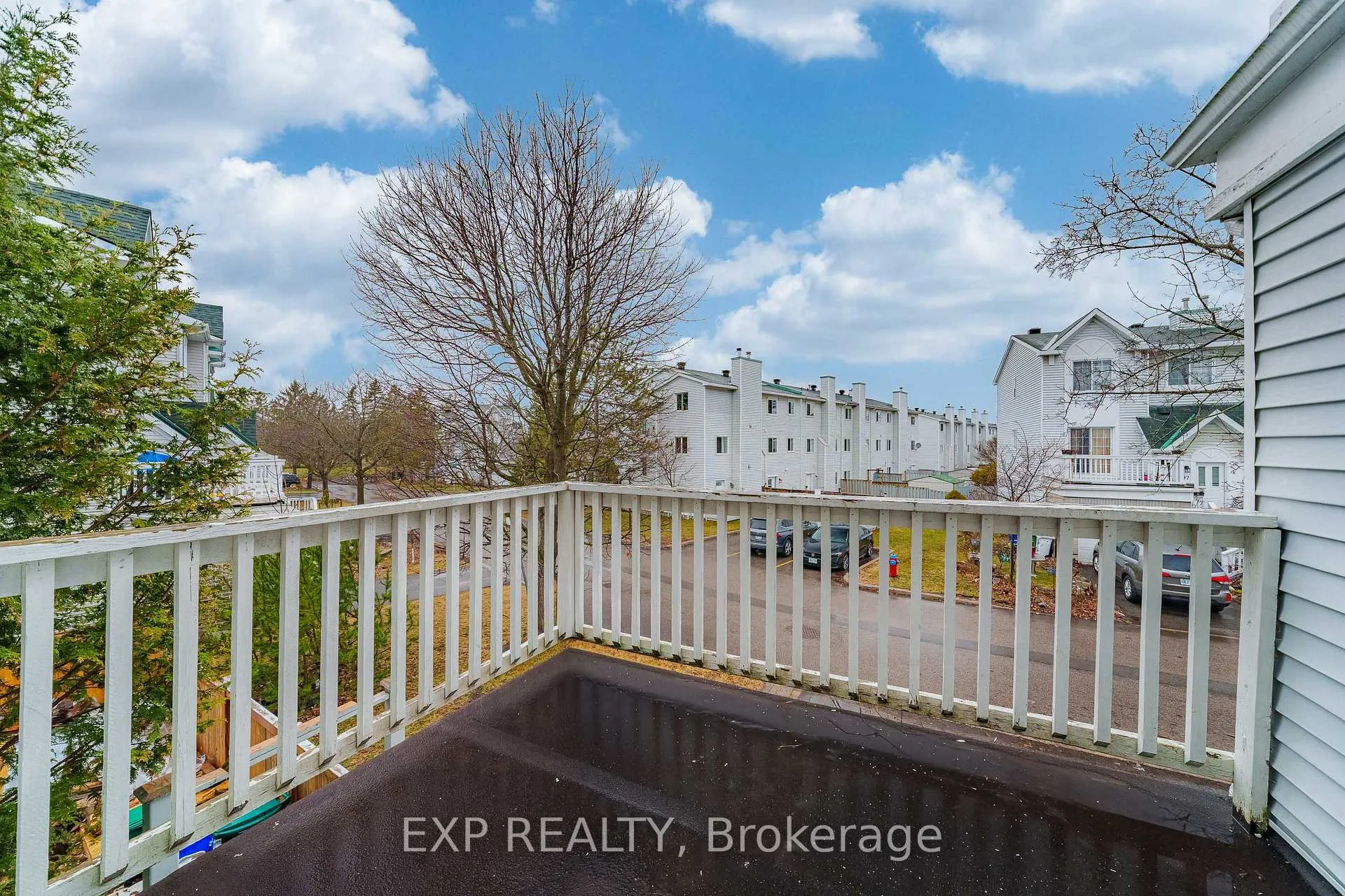 Photo 14 of 98 Castlegreen Private, Ottawa, Hunt Club Park/Greenboro — HOMEH