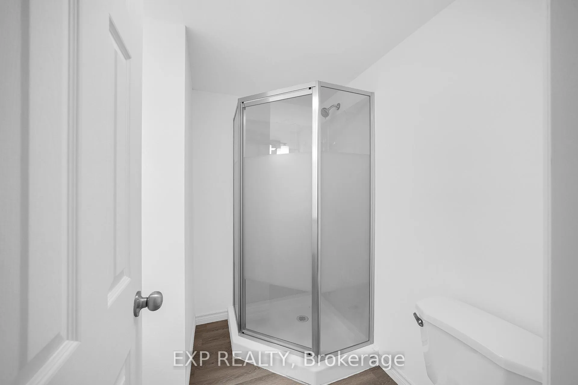 Photo 19 of 98 Castlegreen Private, Ottawa, Hunt Club Park/Greenboro — HOMEH