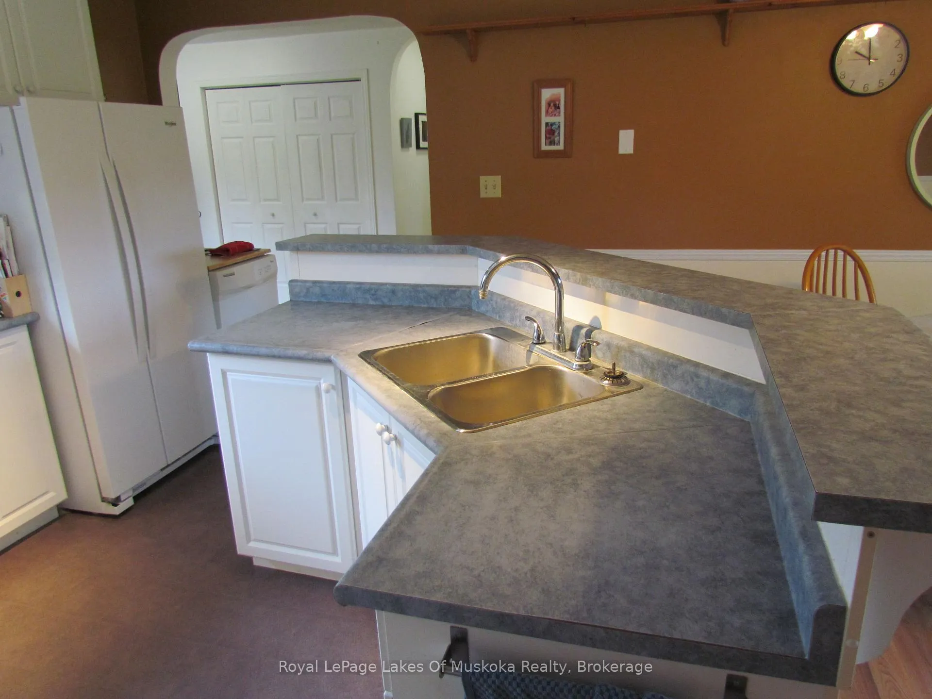 Photo 11 of 1016 Laycox Road, Gravenhurst, Muskoka (S) — HOMEH
