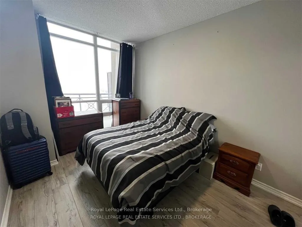 Photo 15 of Unit 1207, 2391 Central Park Drive, Oakville, River Oaks — HOMEH