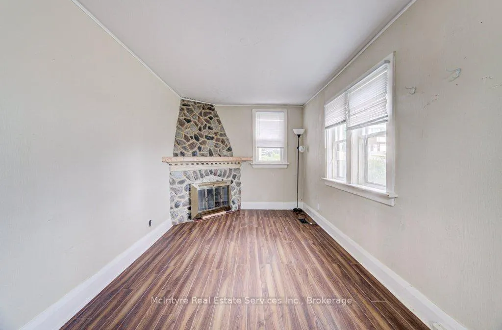 Photo 6 of 59 4th Avenue, Cambridge — HOMEH