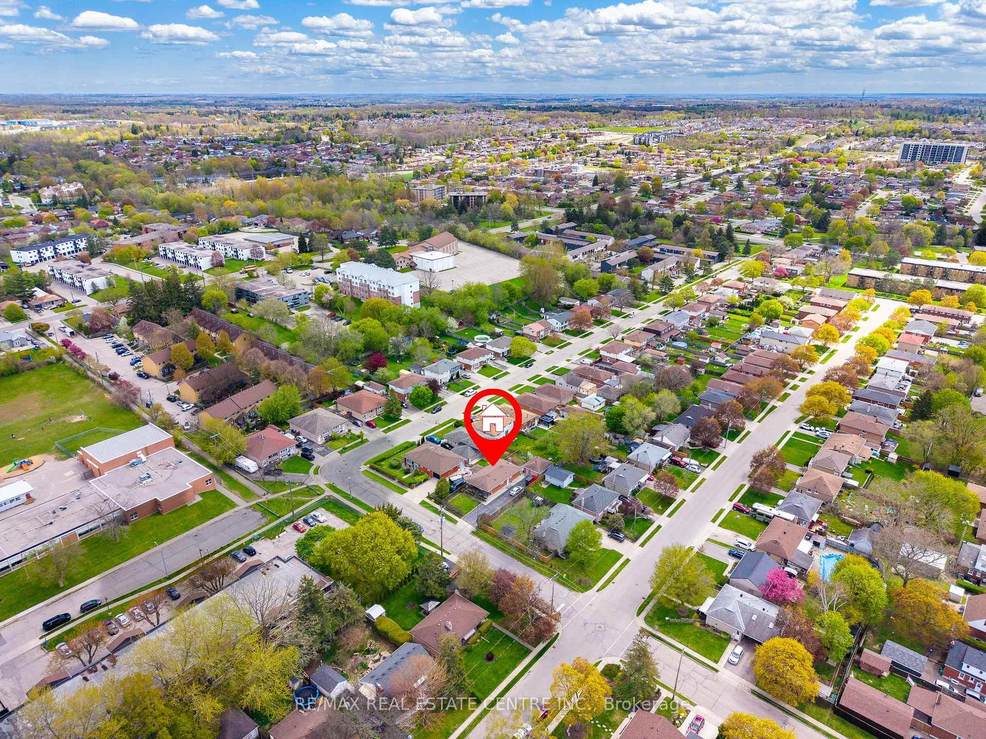 Photo 27 of 211 Ballantyne Avenue, Cambridge, Christopher-Champlain — HOMEH