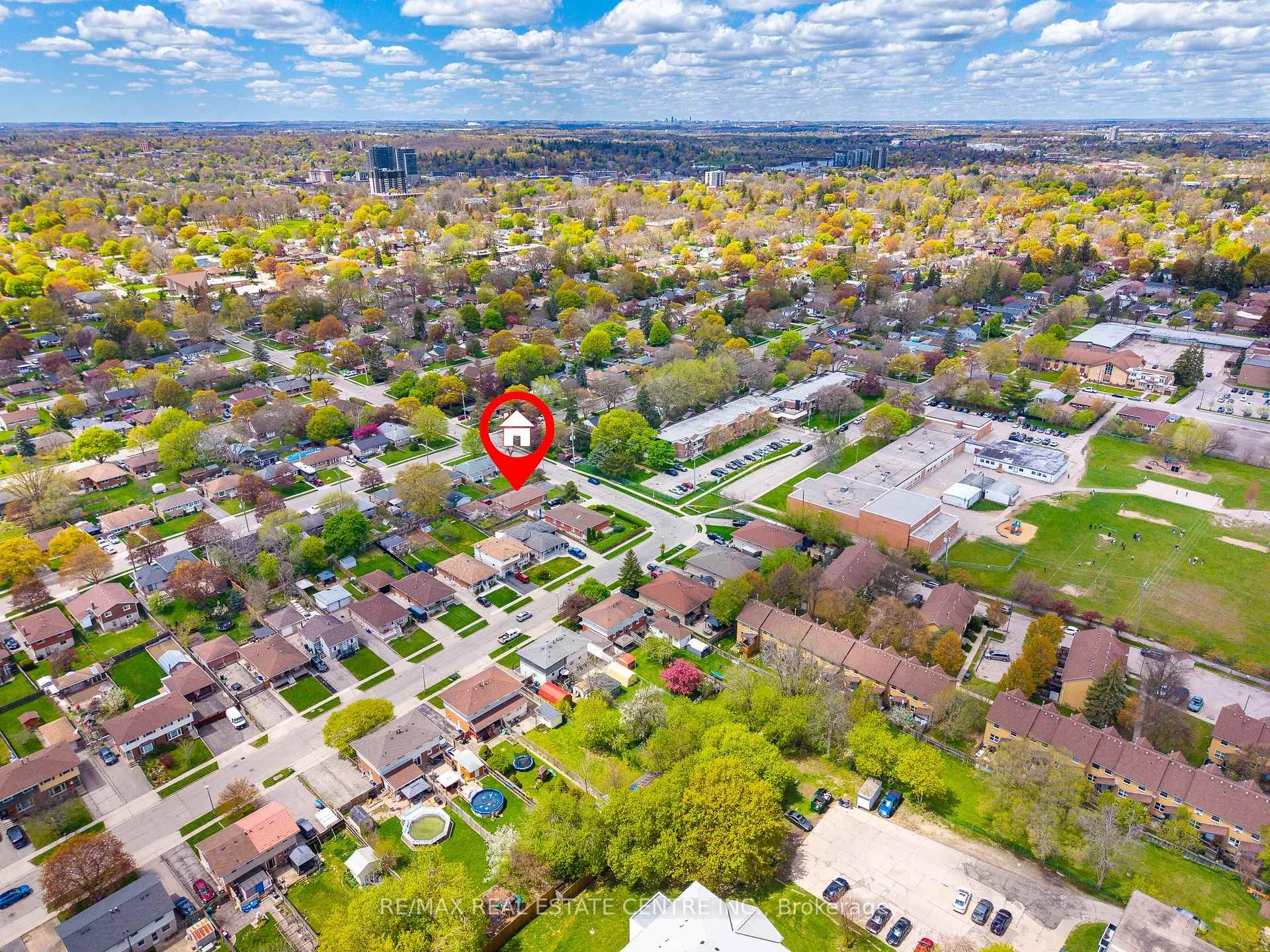 Photo 28 of 211 Ballantyne Avenue, Cambridge, Christopher-Champlain — HOMEH