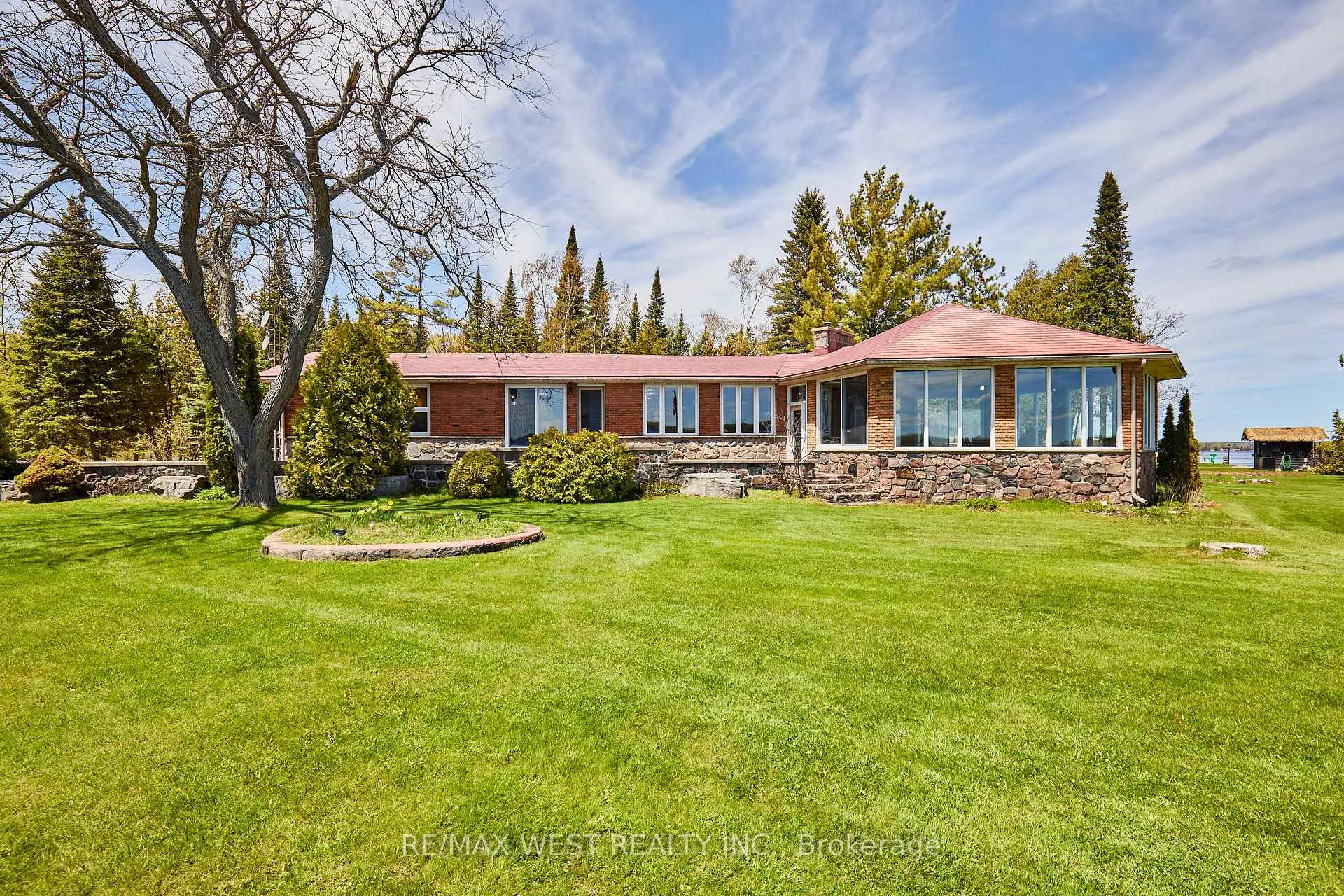 Photo 13 of 557 Riverside Drive, Trent Lakes — HOMEH