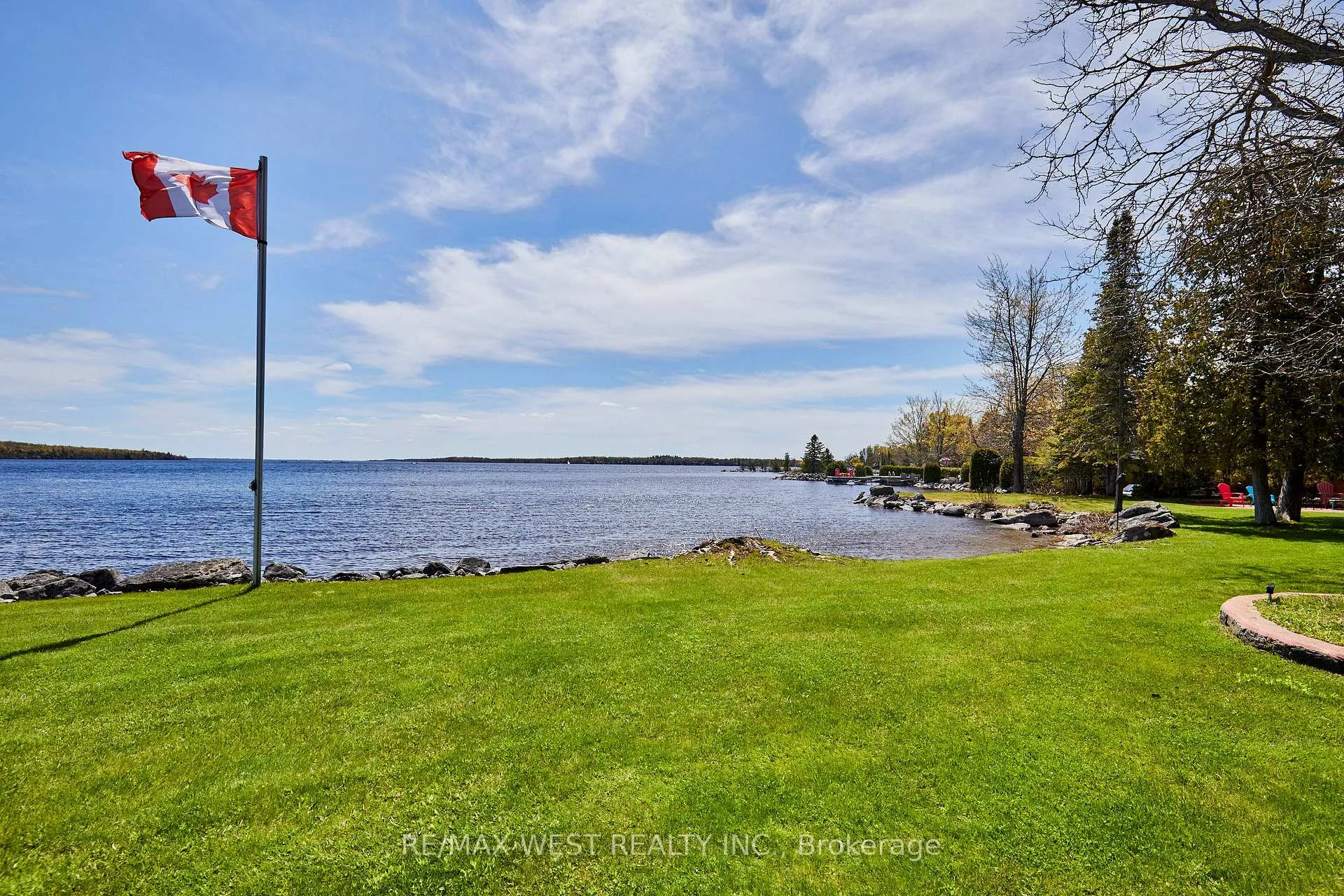 Photo 17 of 557 Riverside Drive, Trent Lakes — HOMEH