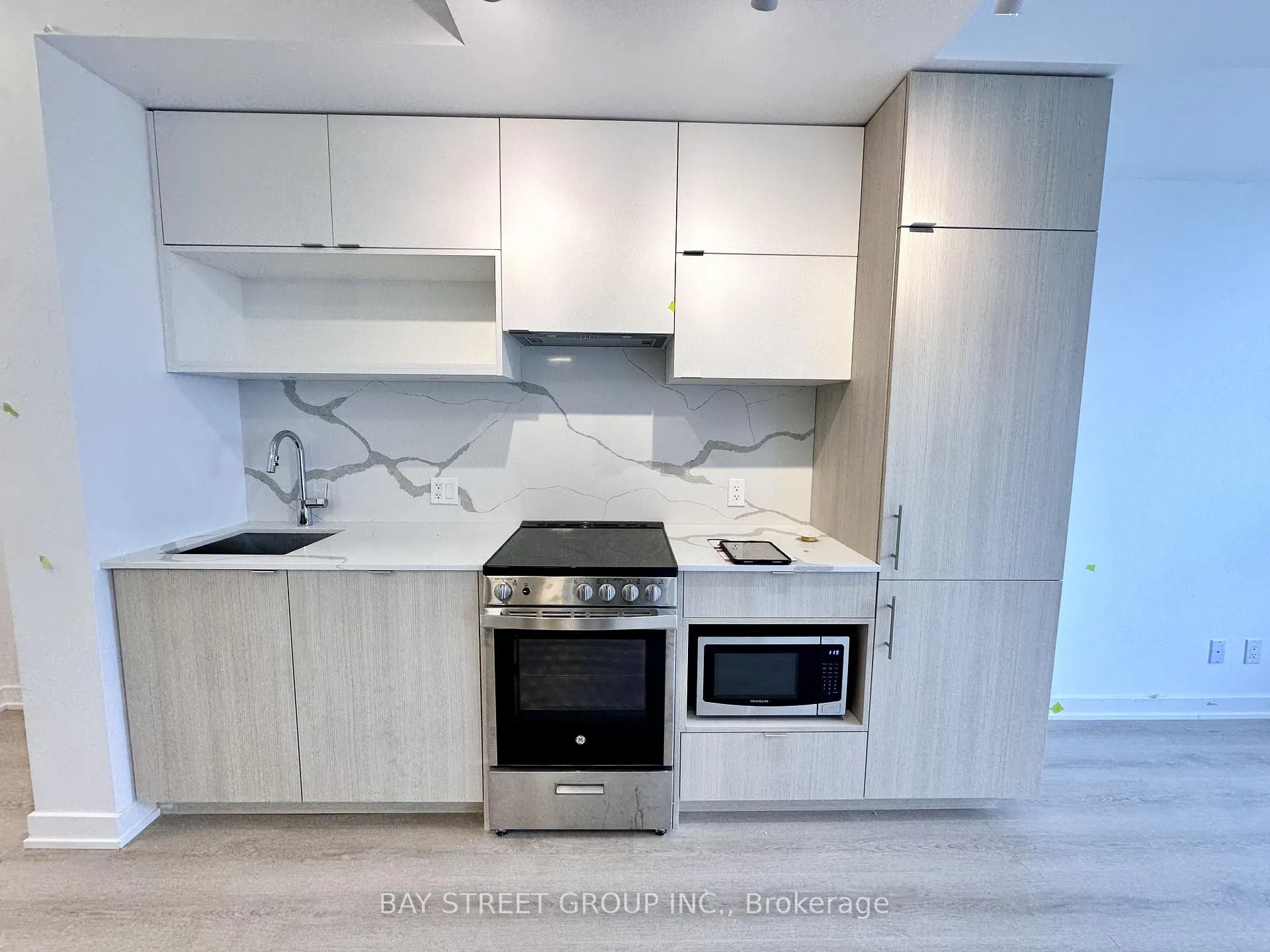 Photo 3 of Unit 2702, 100 Queen Street E, Toronto, Church-Yonge Corridor — HOMEH