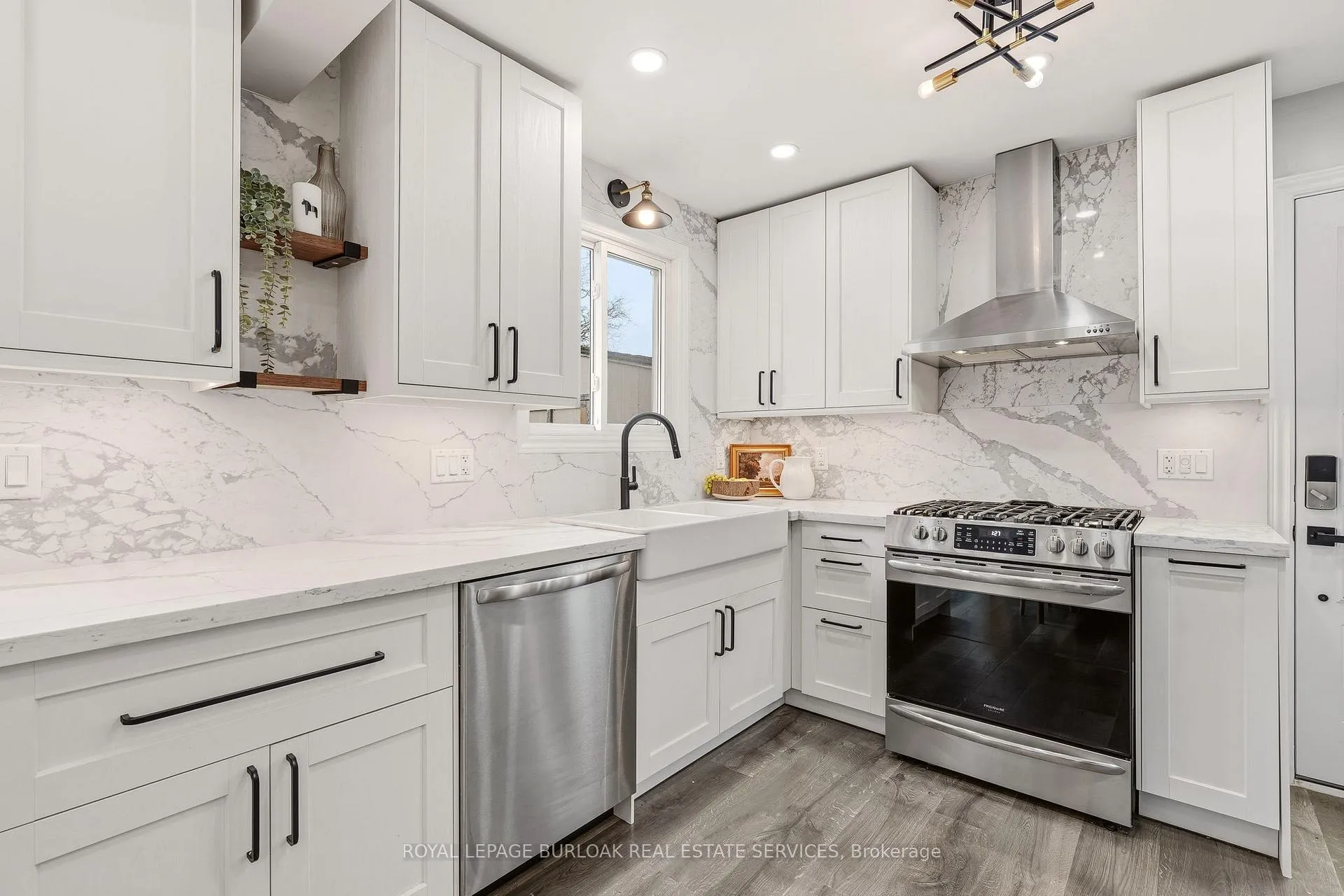 Photo 11 of 1191 Limeridge Road, Hamilton, Lisgar — HOMEH