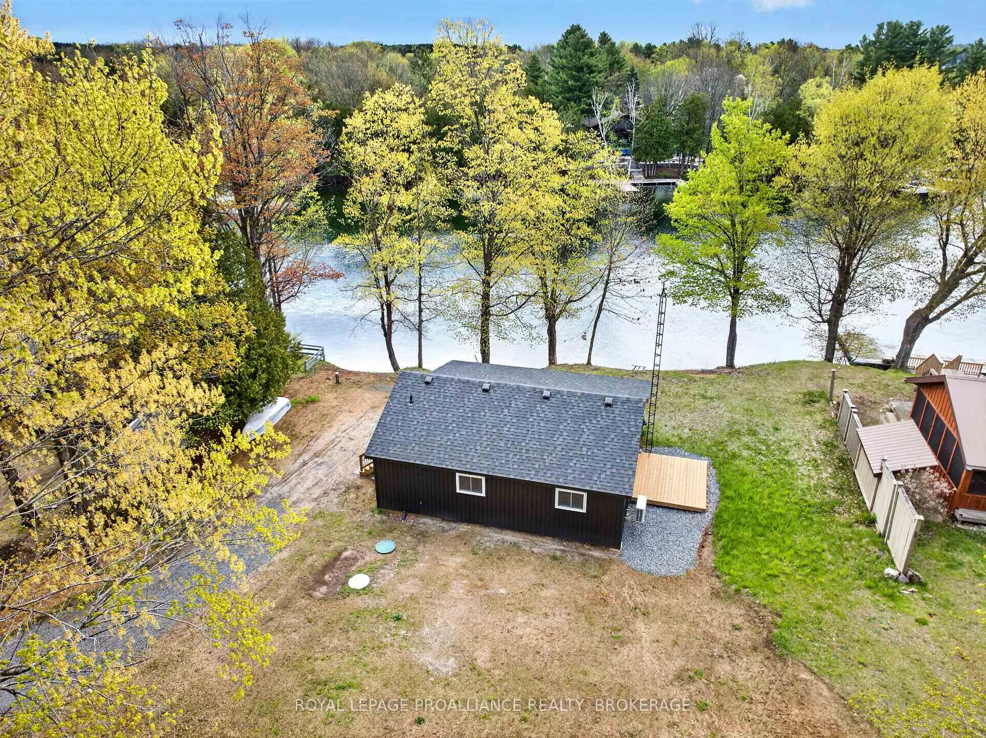 Photo 14 of 5 Blundons Lane, Rideau Lakes, Rideau Lakes (North Crosby) Twp — HOMEH