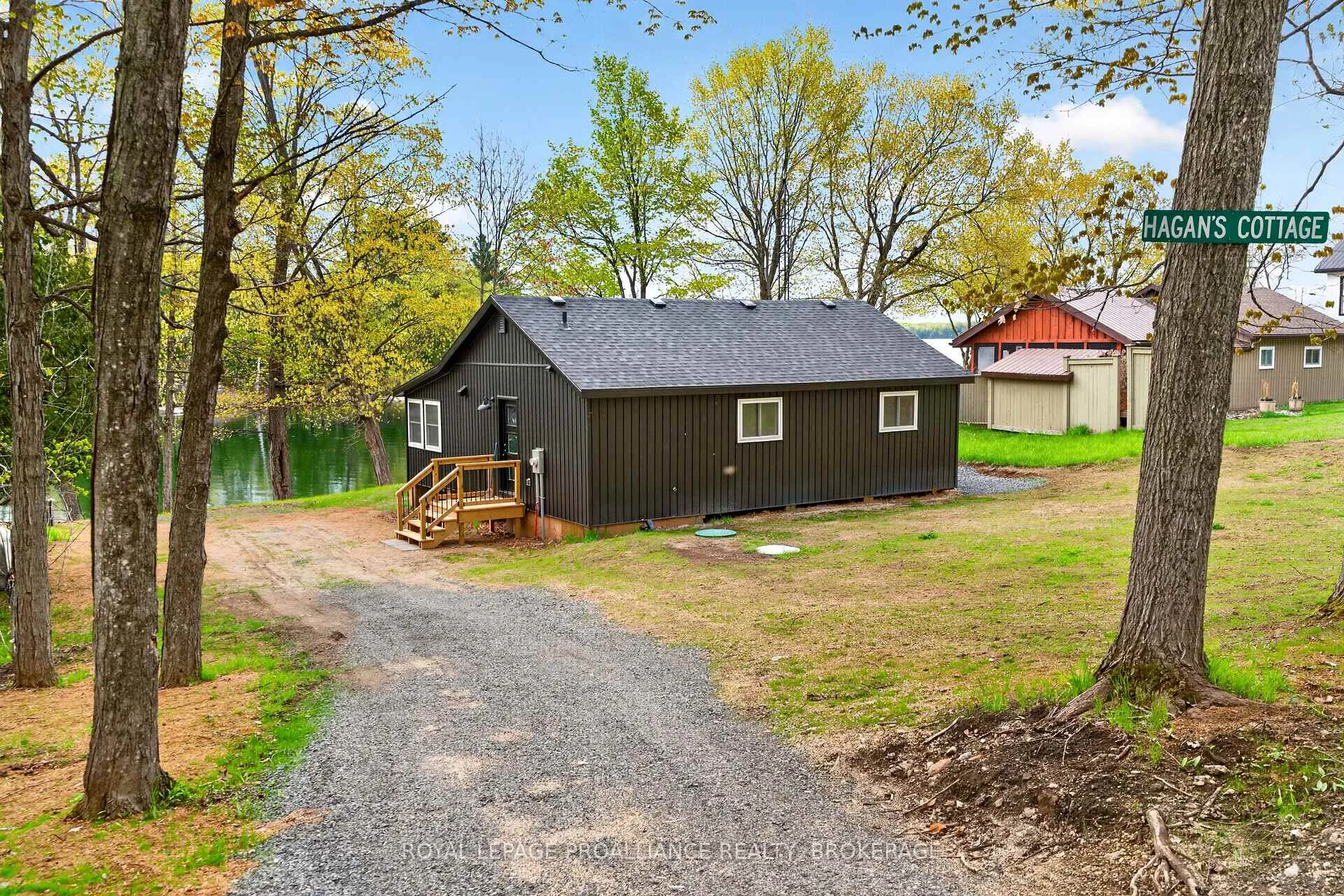 Photo 19 of 5 Blundons Lane, Rideau Lakes, Rideau Lakes (North Crosby) Twp — HOMEH