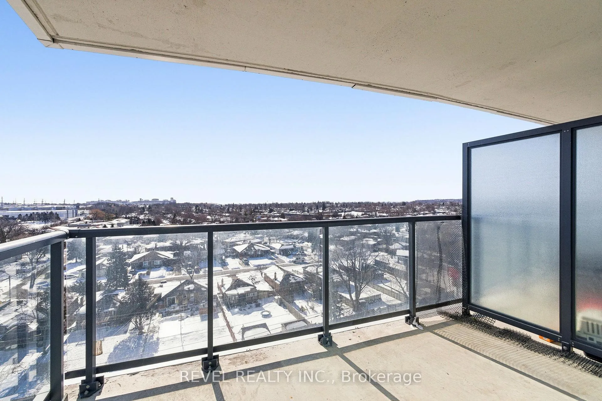 Photo 11 of Unit 912, 1480 Bayly Street, Pickering, Bay Ridges — HOMEH