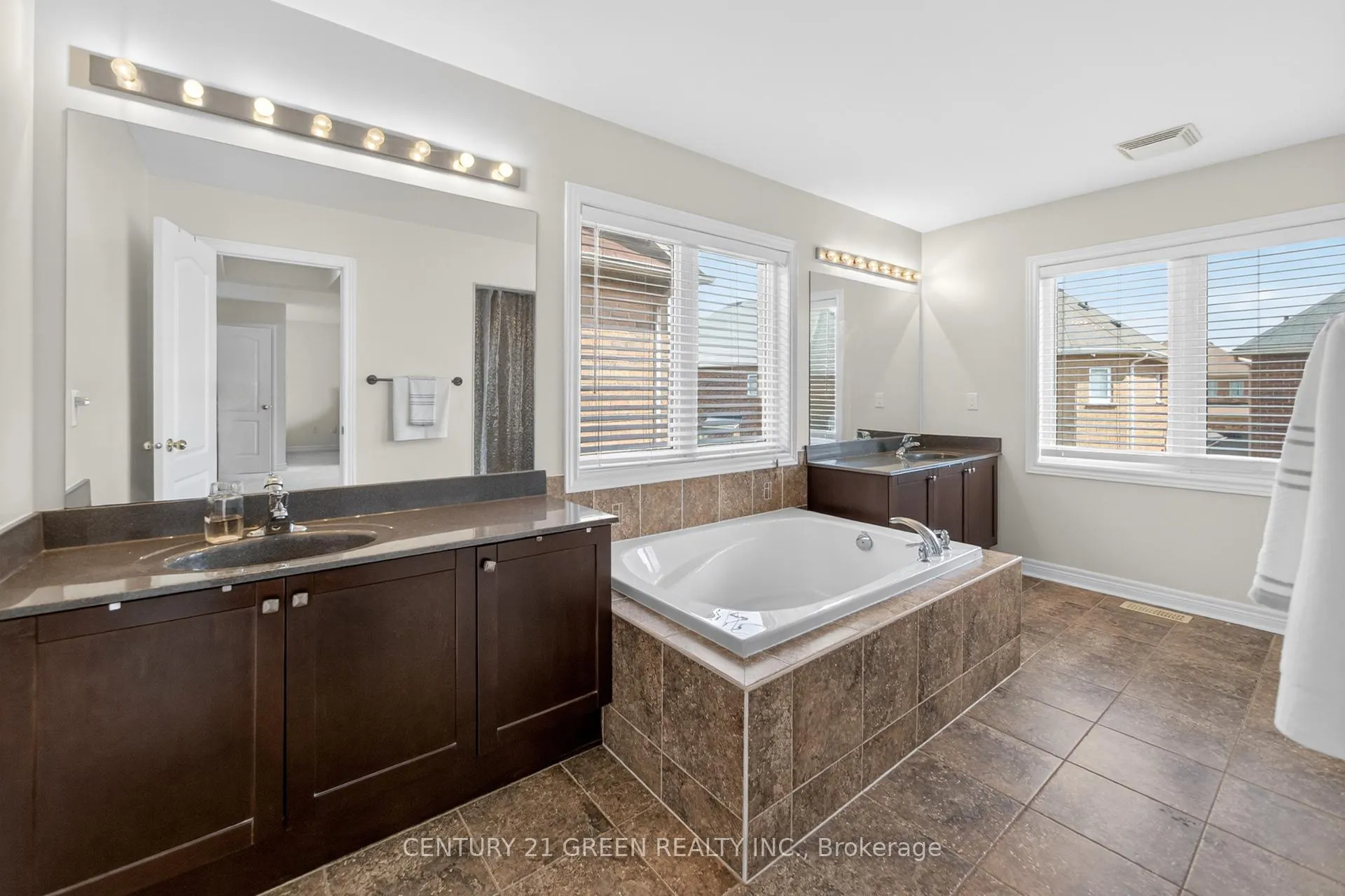 Photo 25 of 265 Scott Boulevard, Milton, Scott — HOMEH