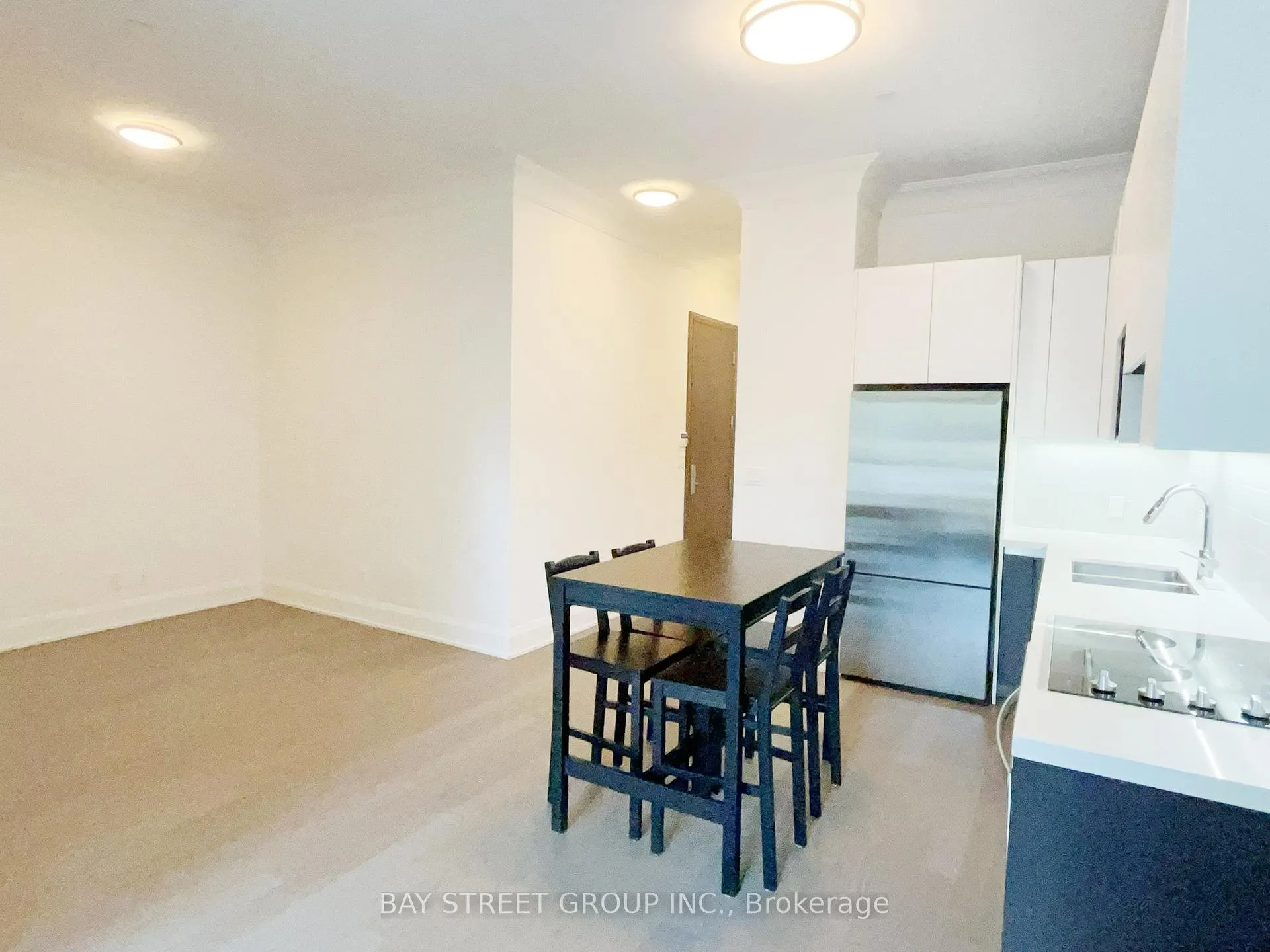 Photo 6 of Unit 107, 15 Water Walk Drive, Markham, Unionville — HOMEH
