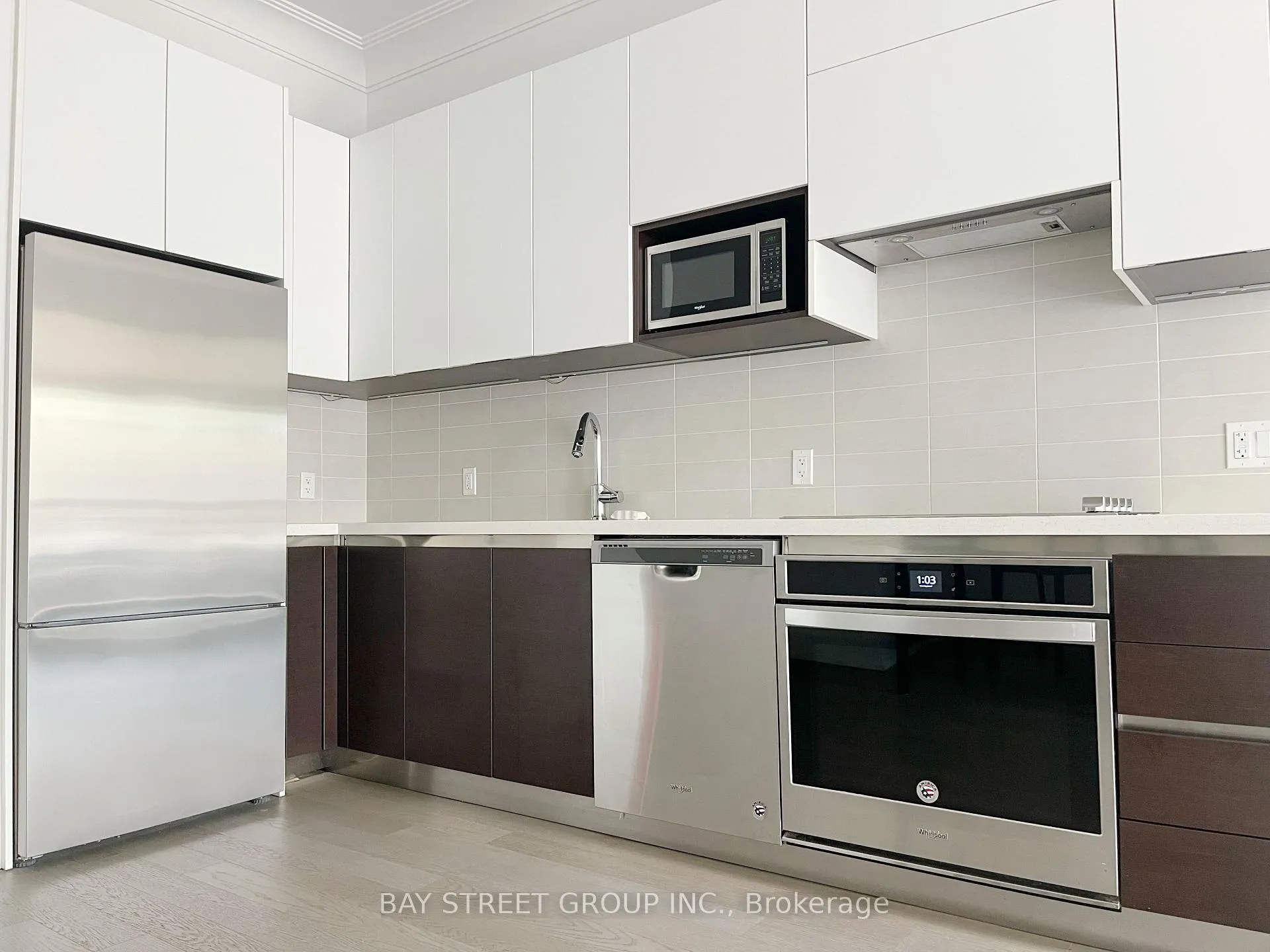 Photo 7 of Unit 107, 15 Water Walk Drive, Markham, Unionville — HOMEH