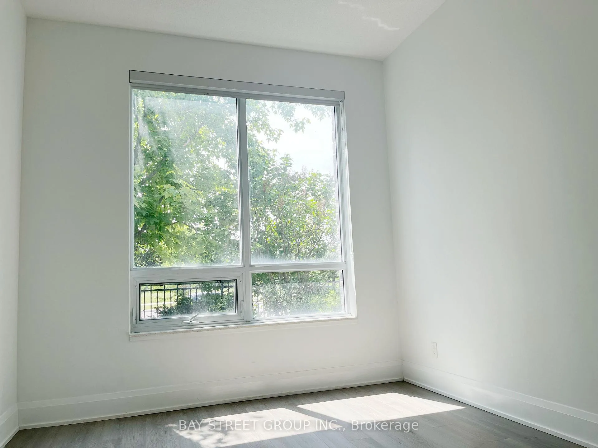Photo 13 of Unit 107, 15 Water Walk Drive, Markham, Unionville — HOMEH