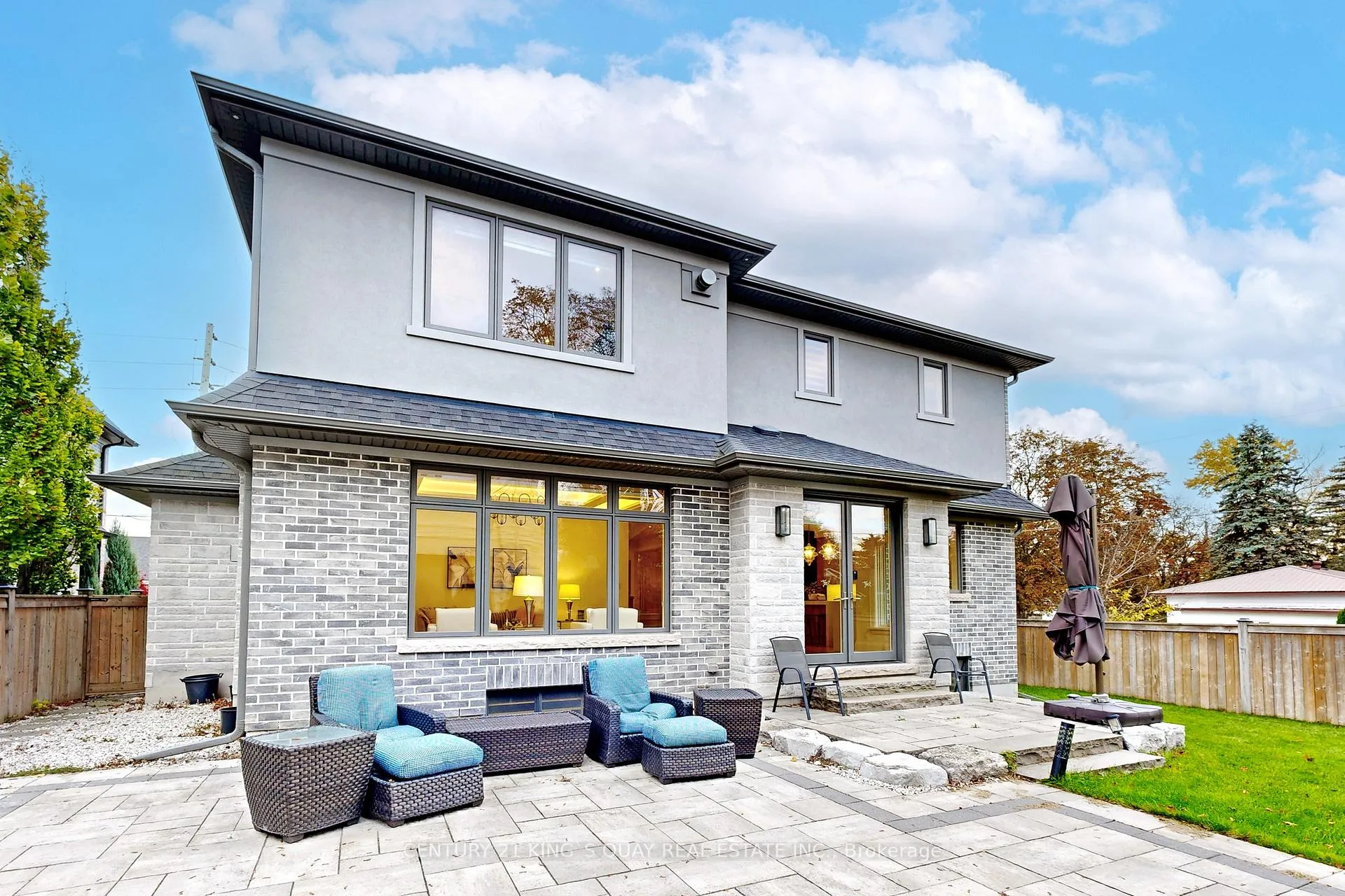 Photo 10 of 8 Parkway Avenue, Markham, Markham Village — HOMEH