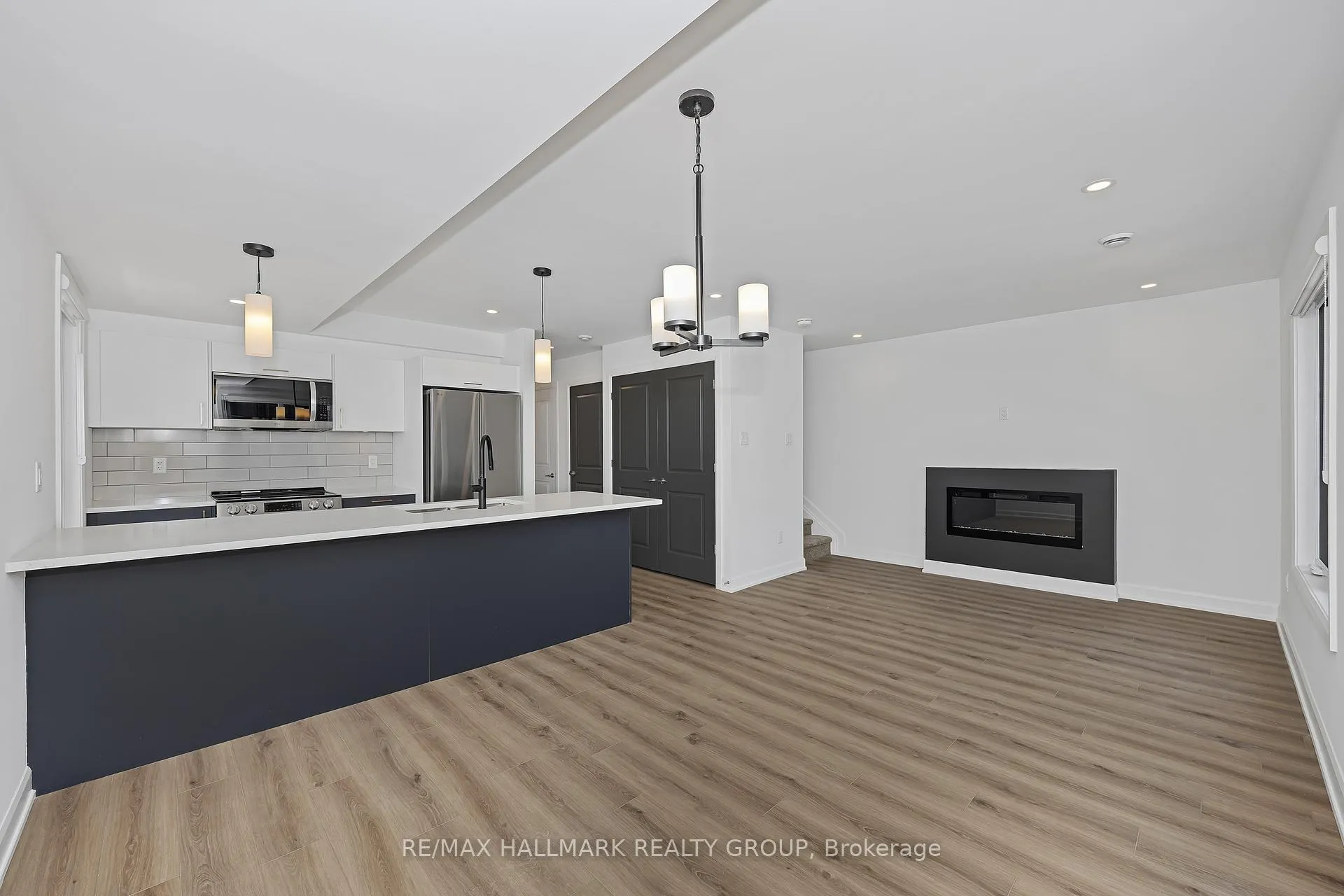 Photo 12 of 102 Casita Private, Ottawa, Mer Bleue/Bradley Estates/Anderson Park — HOMEH