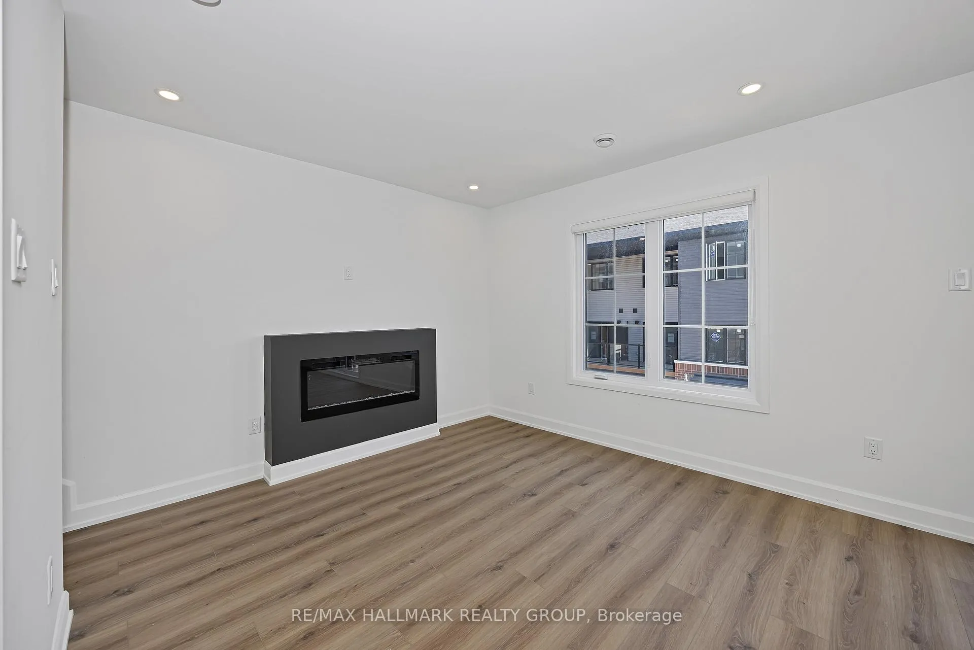Photo 14 of 102 Casita Private, Ottawa, Mer Bleue/Bradley Estates/Anderson Park — HOMEH