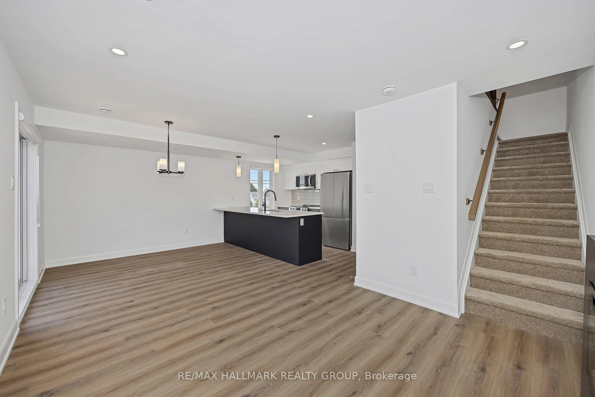 Photo 15 of 102 Casita Private, Ottawa, Mer Bleue/Bradley Estates/Anderson Park — HOMEH