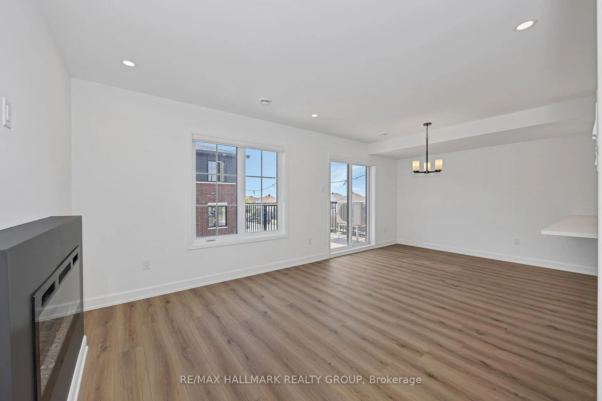 Photo 16 of 102 Casita Private, Ottawa, Mer Bleue/Bradley Estates/Anderson Park — HOMEH