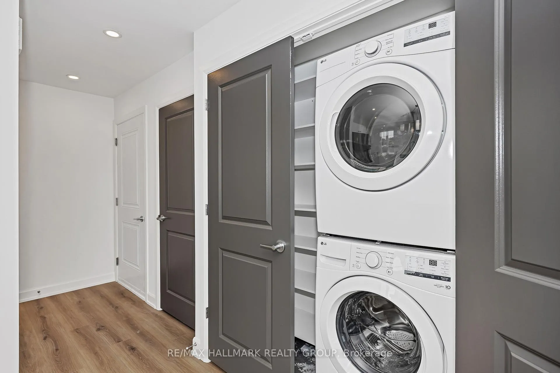 Photo 18 of 102 Casita Private, Ottawa, Mer Bleue/Bradley Estates/Anderson Park — HOMEH