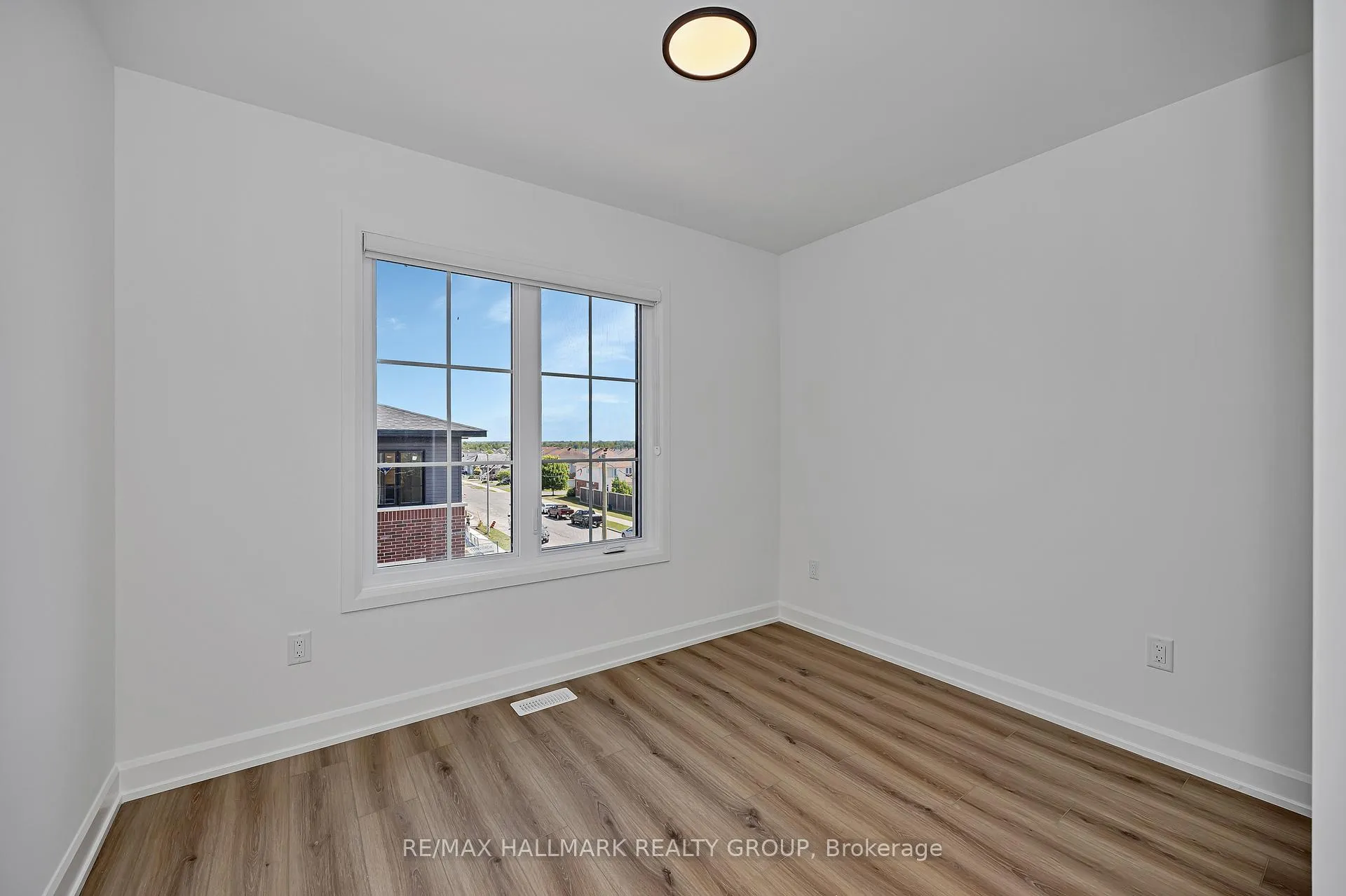 Photo 26 of 102 Casita Private, Ottawa, Mer Bleue/Bradley Estates/Anderson Park — HOMEH