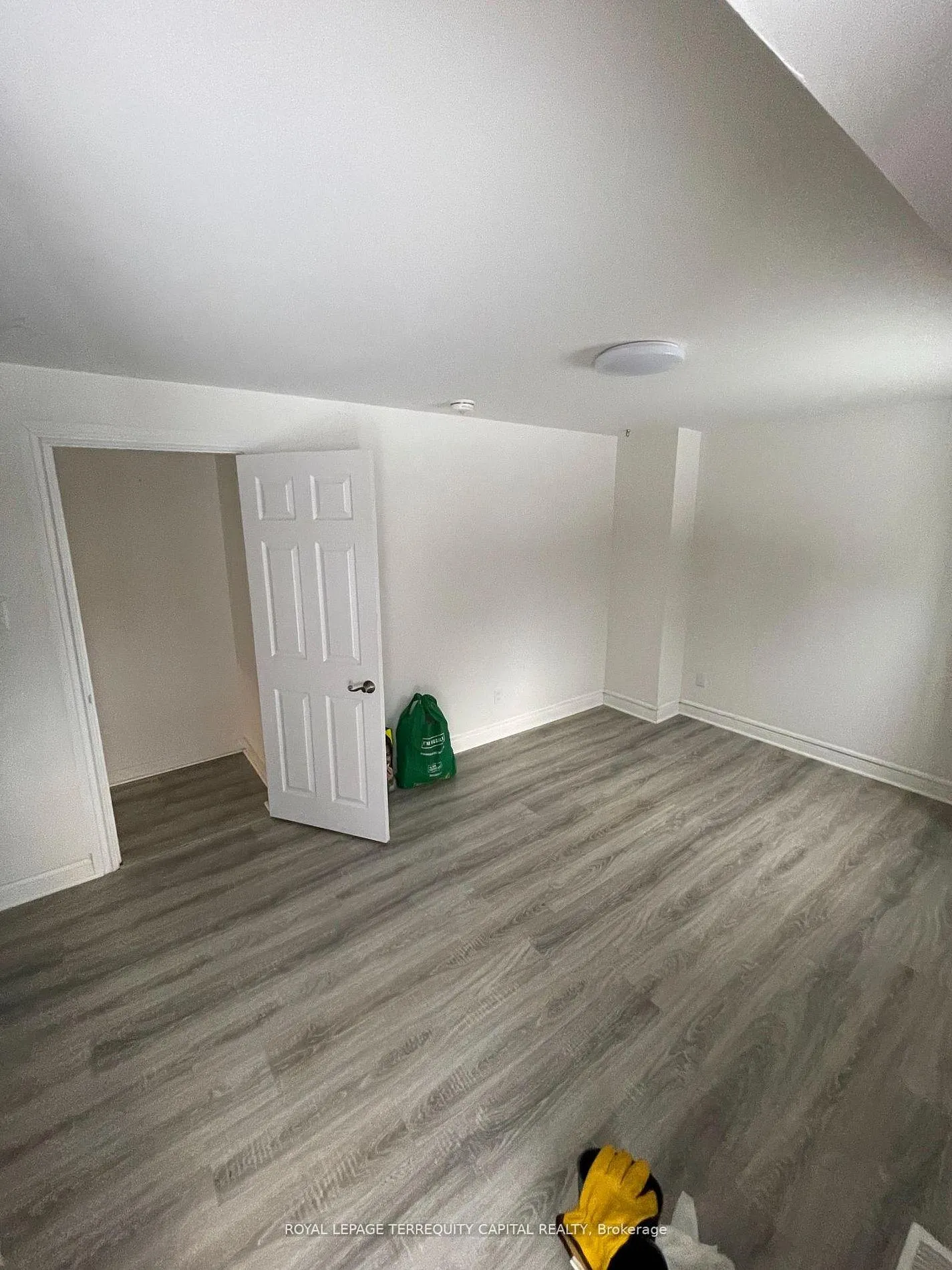 Photo 10 of 30 Thorncrest Road, Barrie, Allandale Heights — HOMEH
