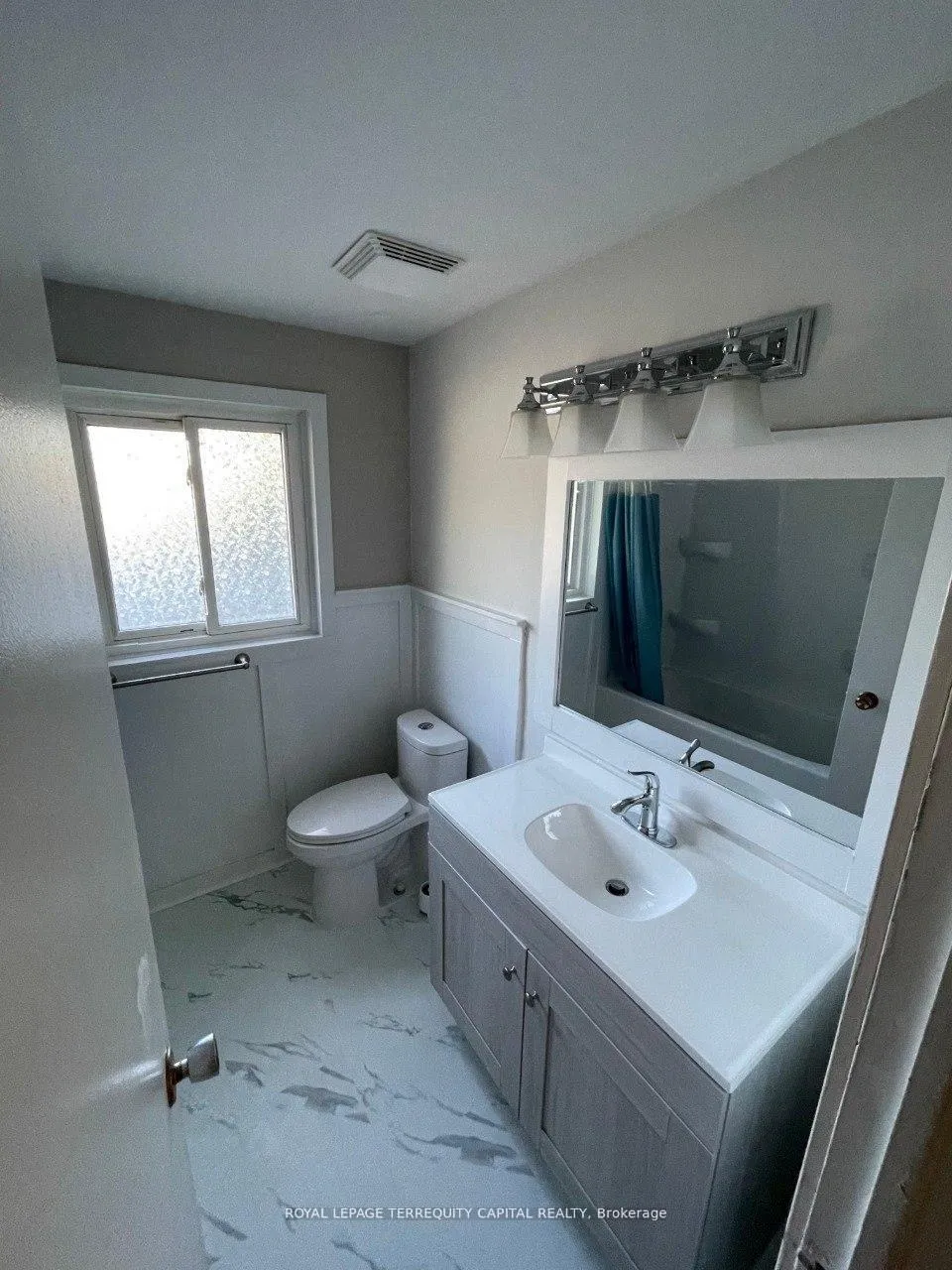 Photo 19 of 30 Thorncrest Road, Barrie, Allandale Heights — HOMEH