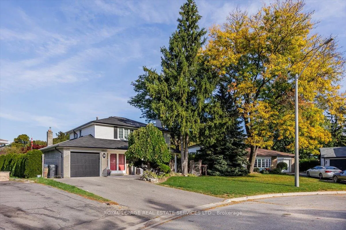 Photo 1 of 18 Chesterfield Road, Brampton, Brampton East — HOMEH