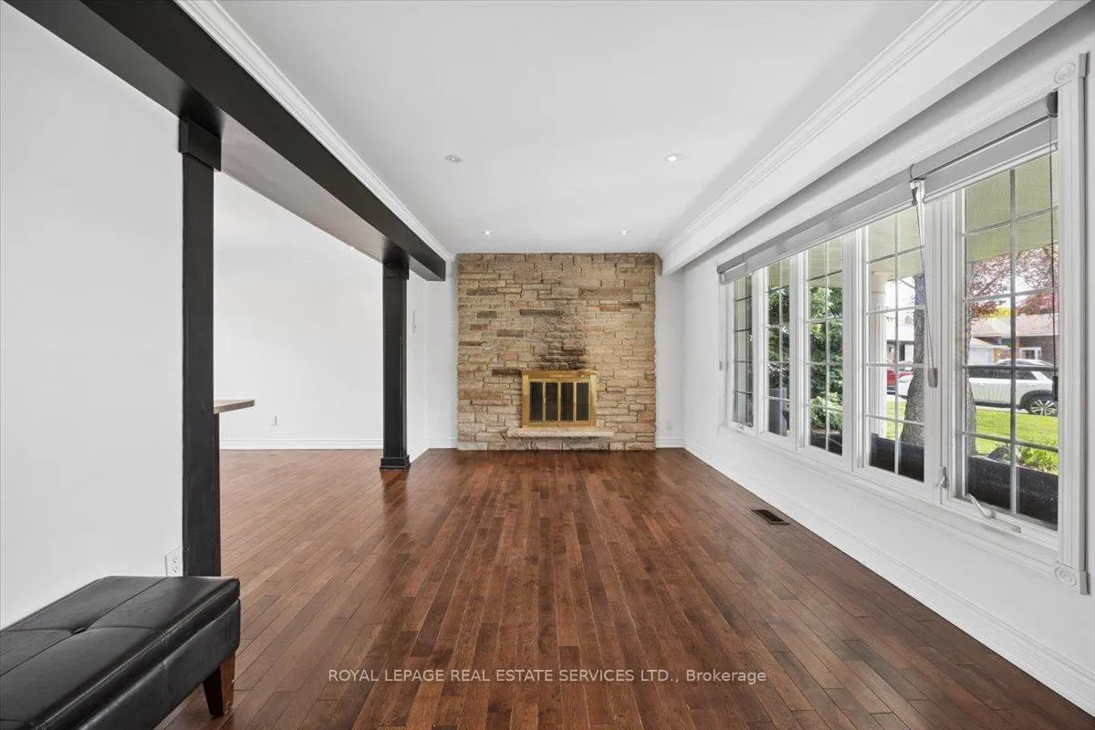 Photo 6 of 18 Chesterfield Road, Brampton, Brampton East — HOMEH
