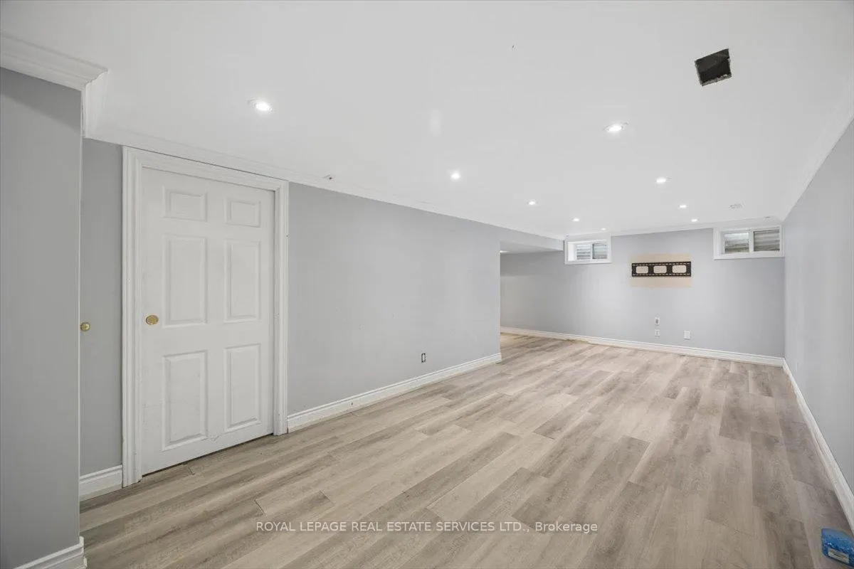Photo 35 of 18 Chesterfield Road, Brampton, Brampton East — HOMEH