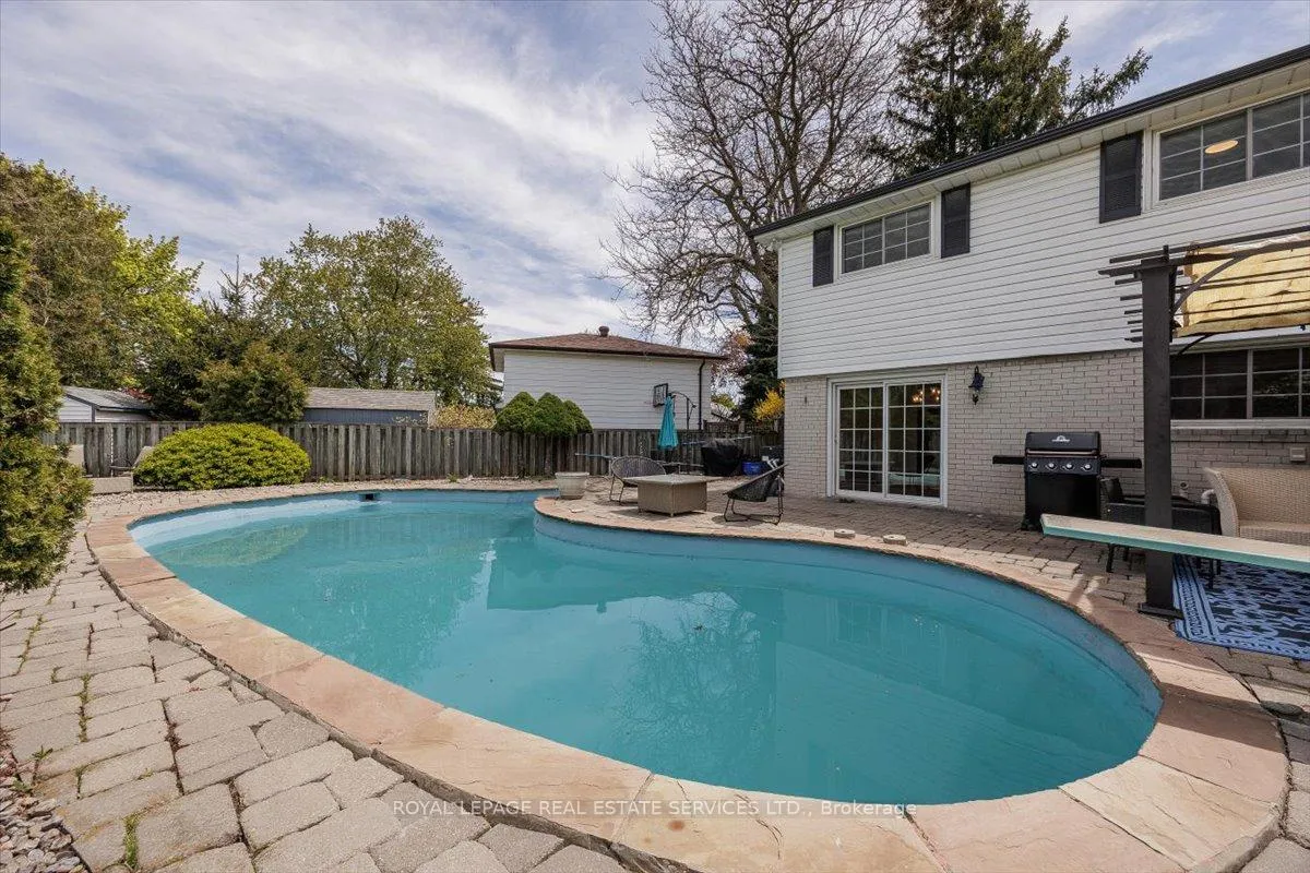 Photo 45 of 18 Chesterfield Road, Brampton, Brampton East — HOMEH