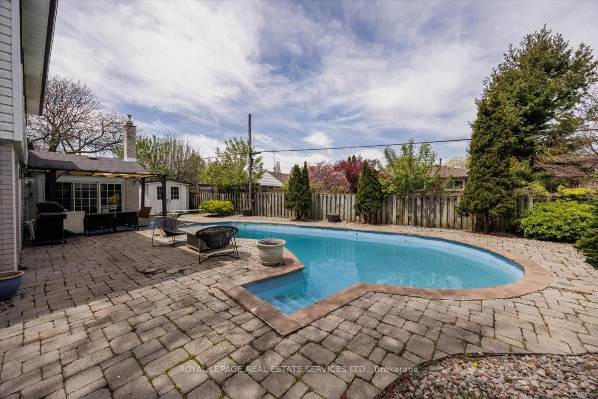 Photo 48 of 18 Chesterfield Road, Brampton, Brampton East — HOMEH