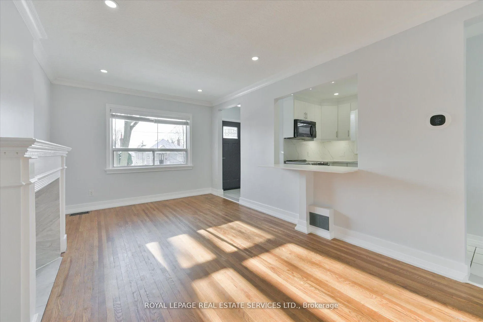 Photo 8 of 8 Pritchard Avenue, Toronto, Rockcliffe-Smythe — HOMEH