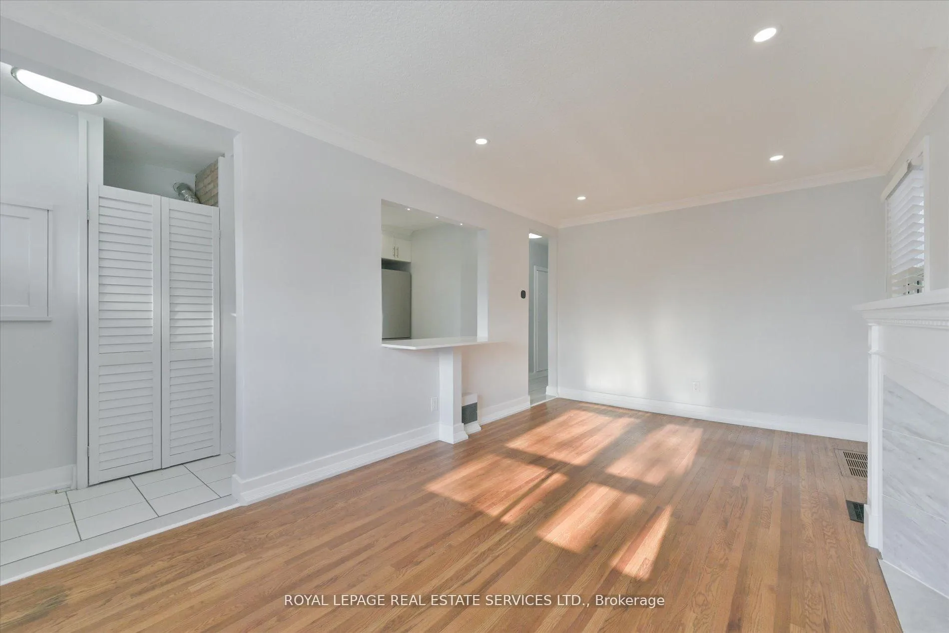 Photo 10 of 8 Pritchard Avenue, Toronto, Rockcliffe-Smythe — HOMEH