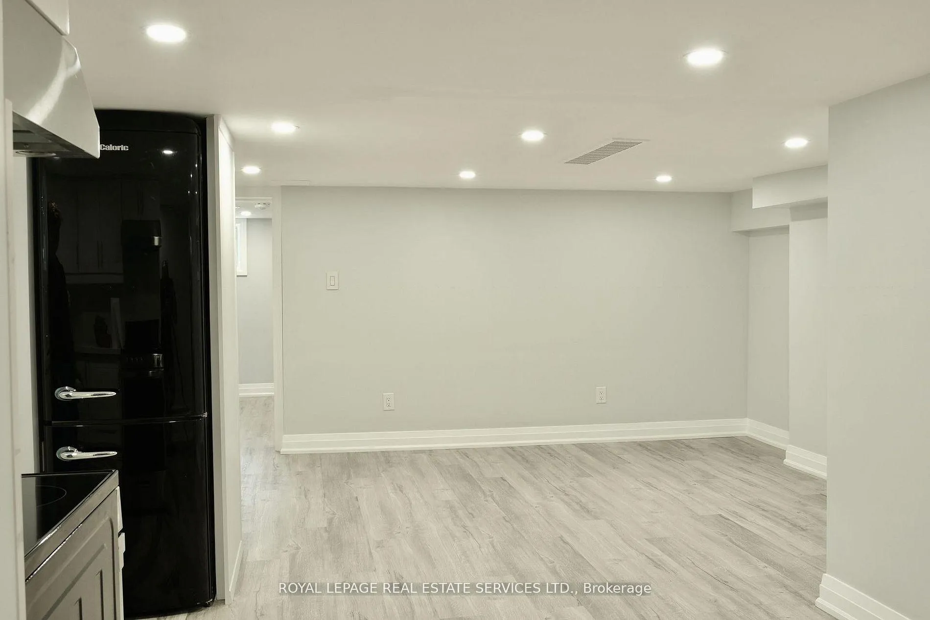 Photo 27 of 8 Pritchard Avenue, Toronto, Rockcliffe-Smythe — HOMEH