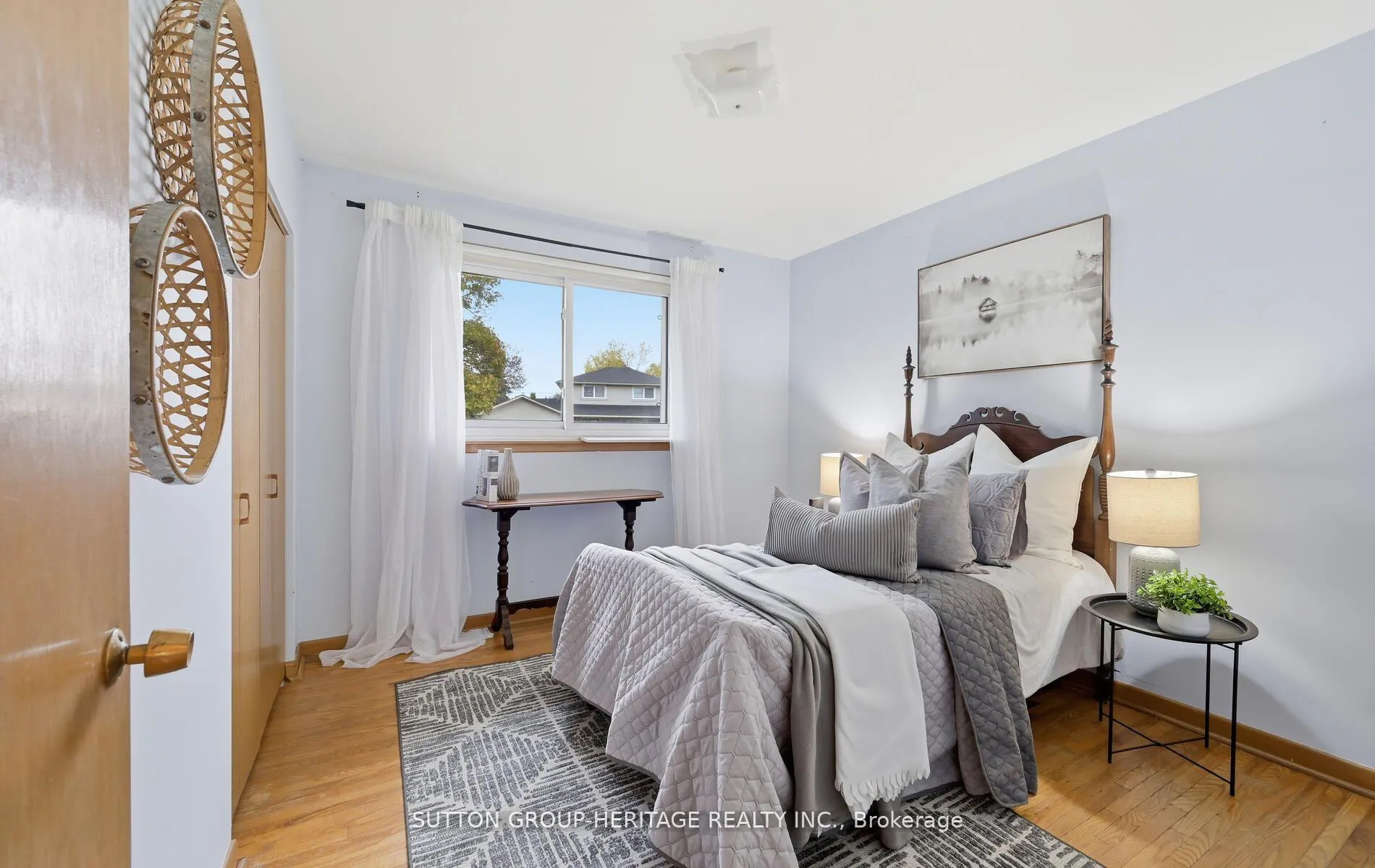 Photo 12 of 40 Hills Road, Ajax, South East — HOMEH