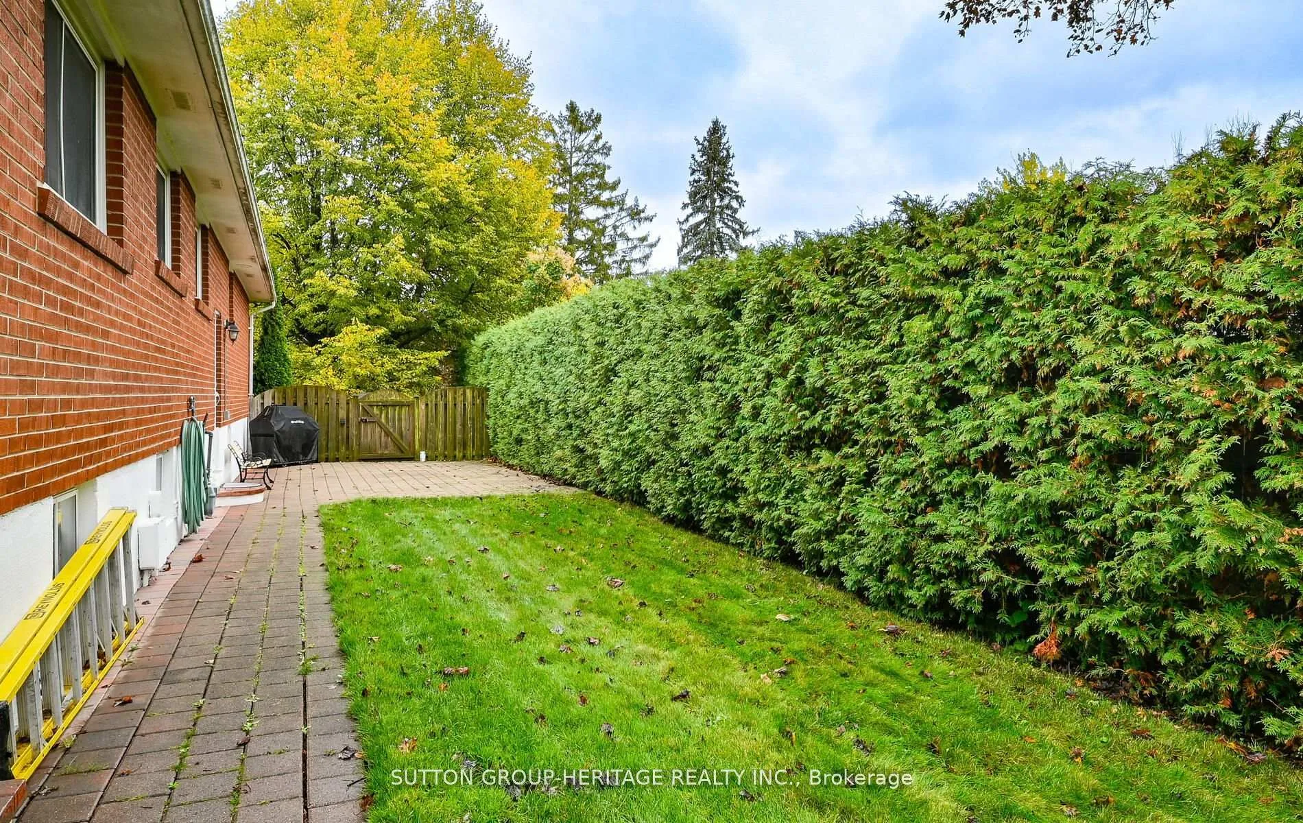 Photo 19 of 40 Hills Road, Ajax, South East — HOMEH