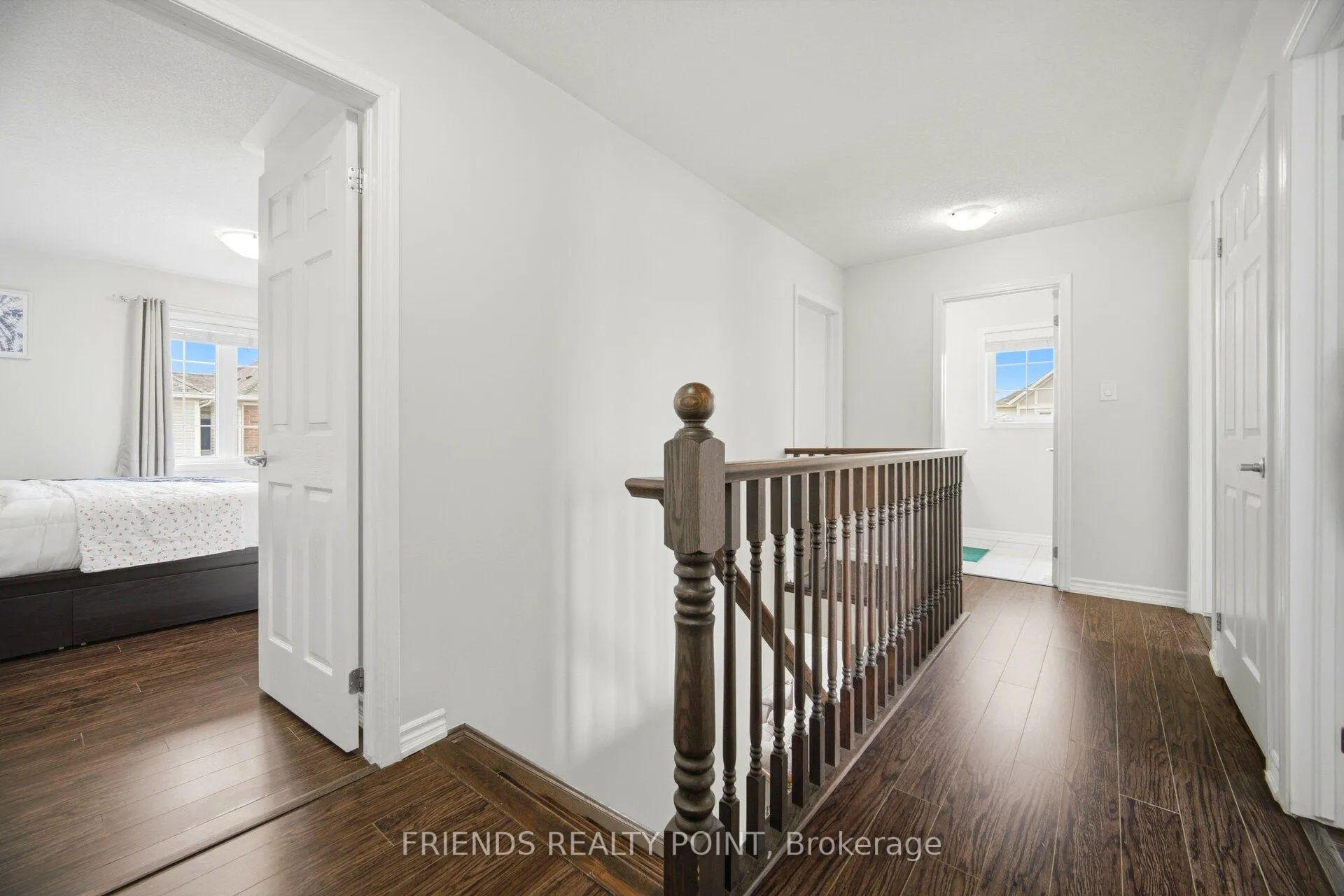 Photo 44 of 19 Donlamont Circle, Brampton, Northwest Brampton — HOMEH